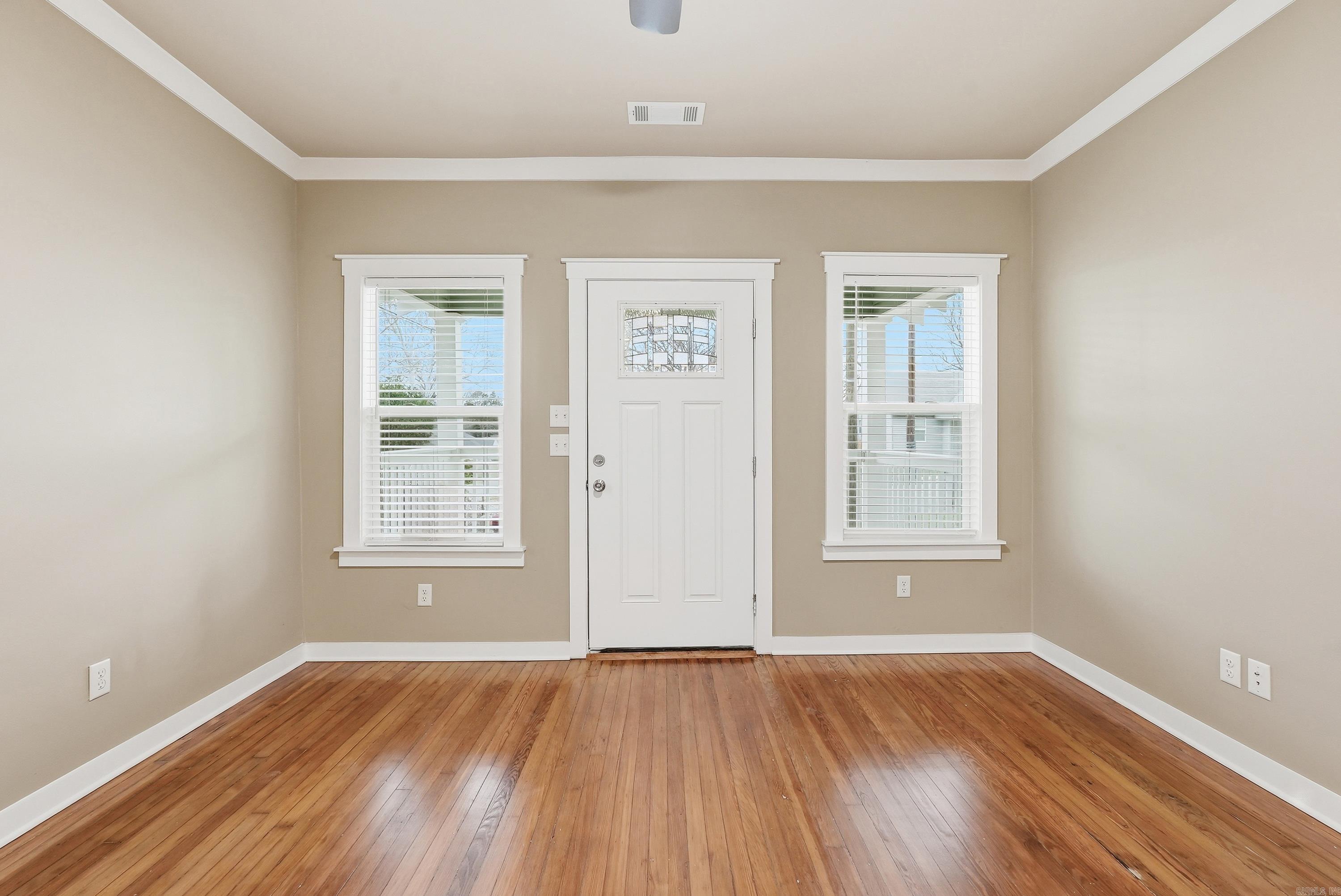 FOREST HILLS - Residential