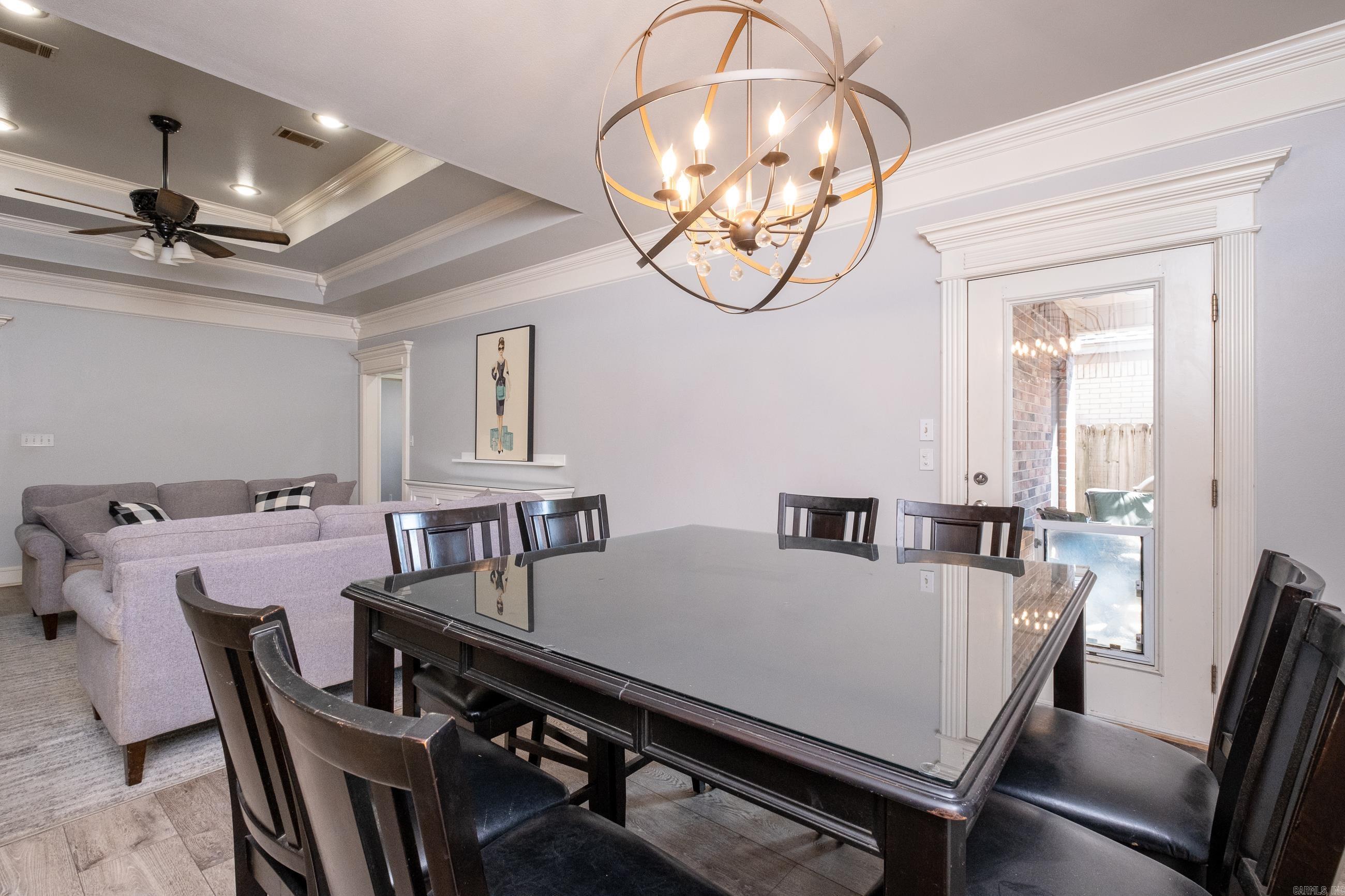 COUNTRY CLUB OF ARK THE - Residential