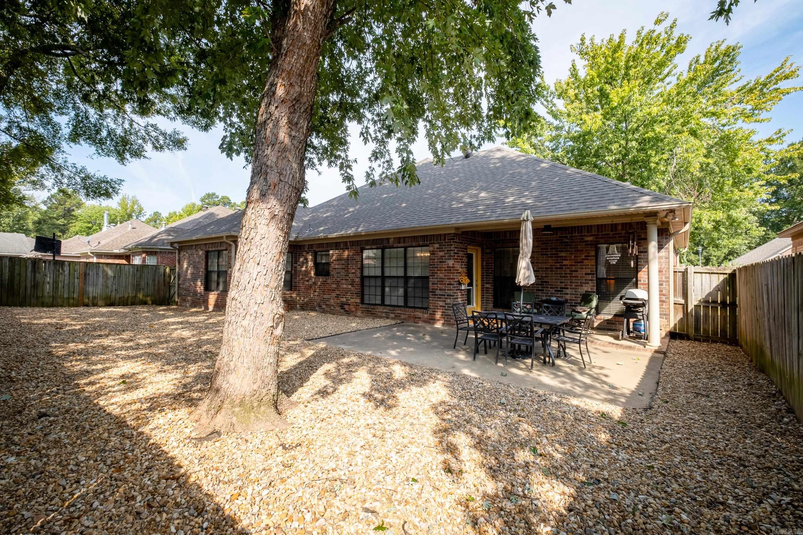 COUNTRY CLUB OF ARK THE - Residential