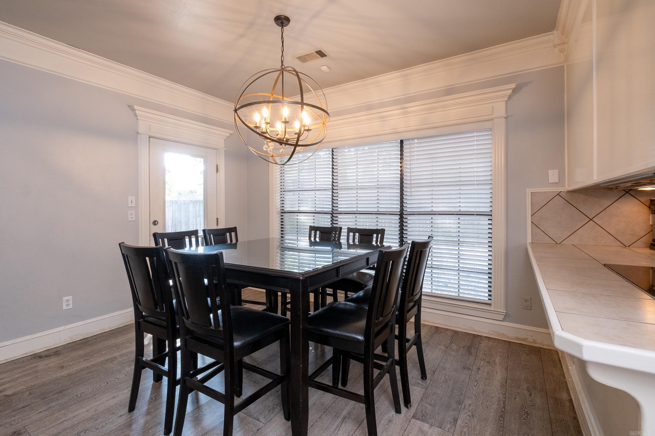 COUNTRY CLUB OF ARK THE - Residential