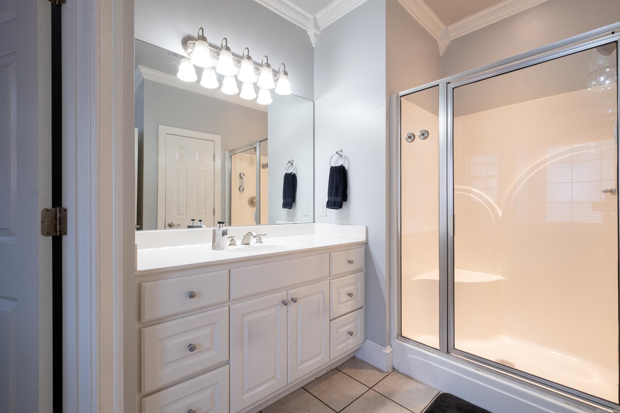 COUNTRY CLUB OF ARK THE - Residential