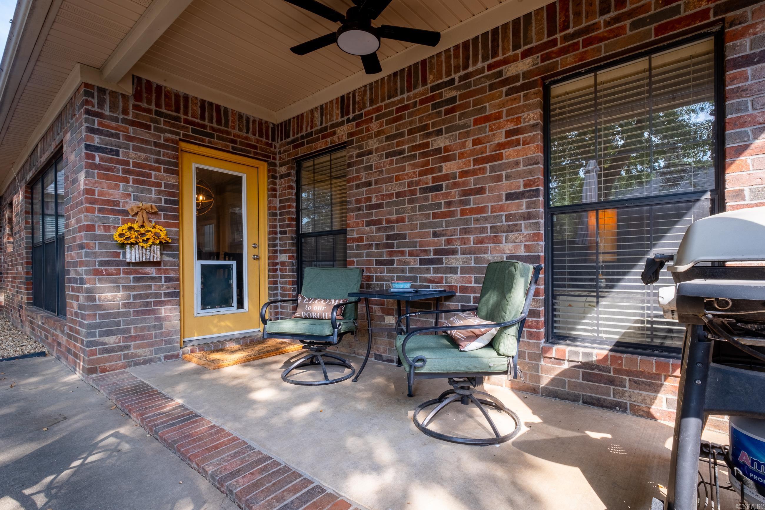 COUNTRY CLUB OF ARK THE - Residential