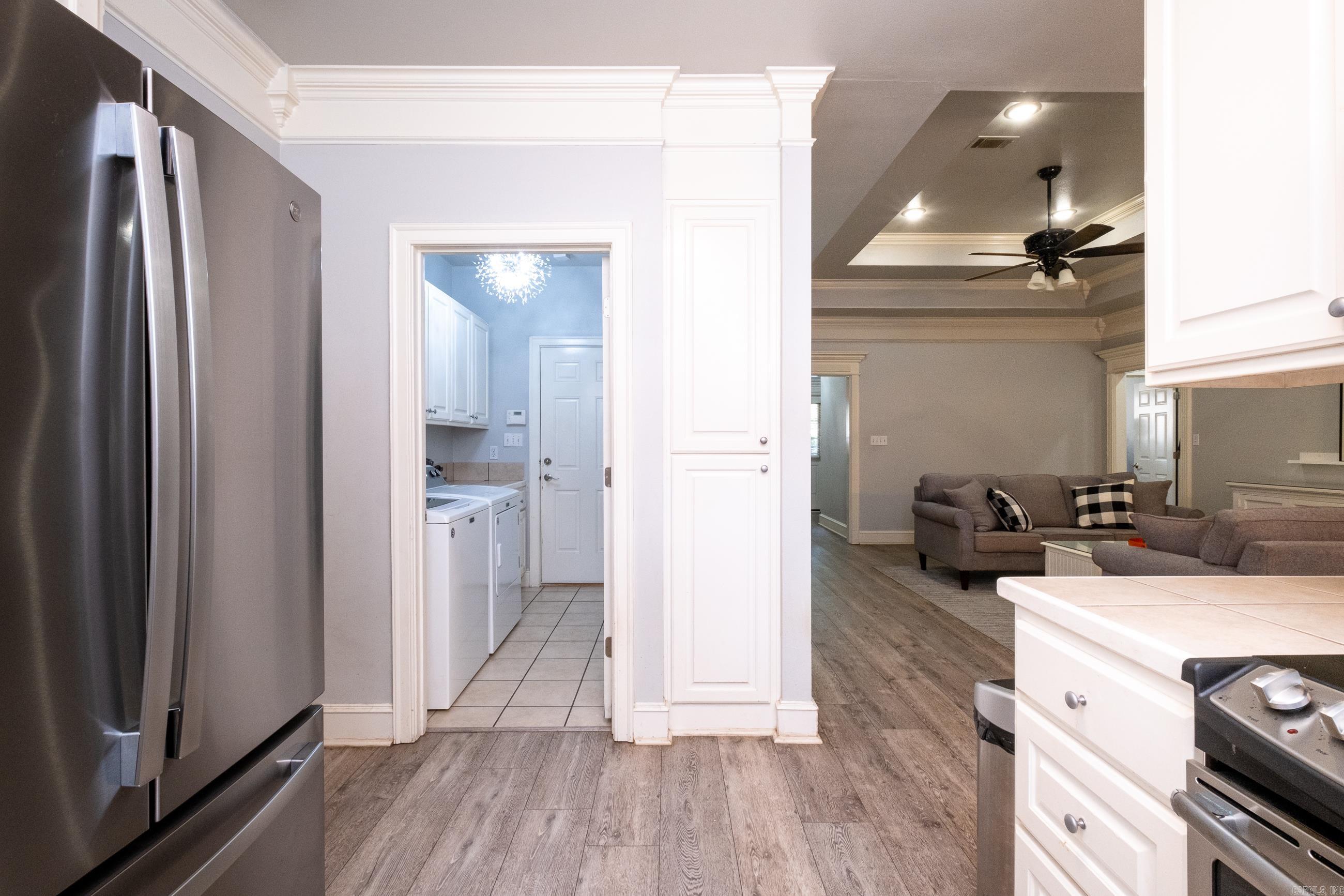 COUNTRY CLUB OF ARK THE - Residential