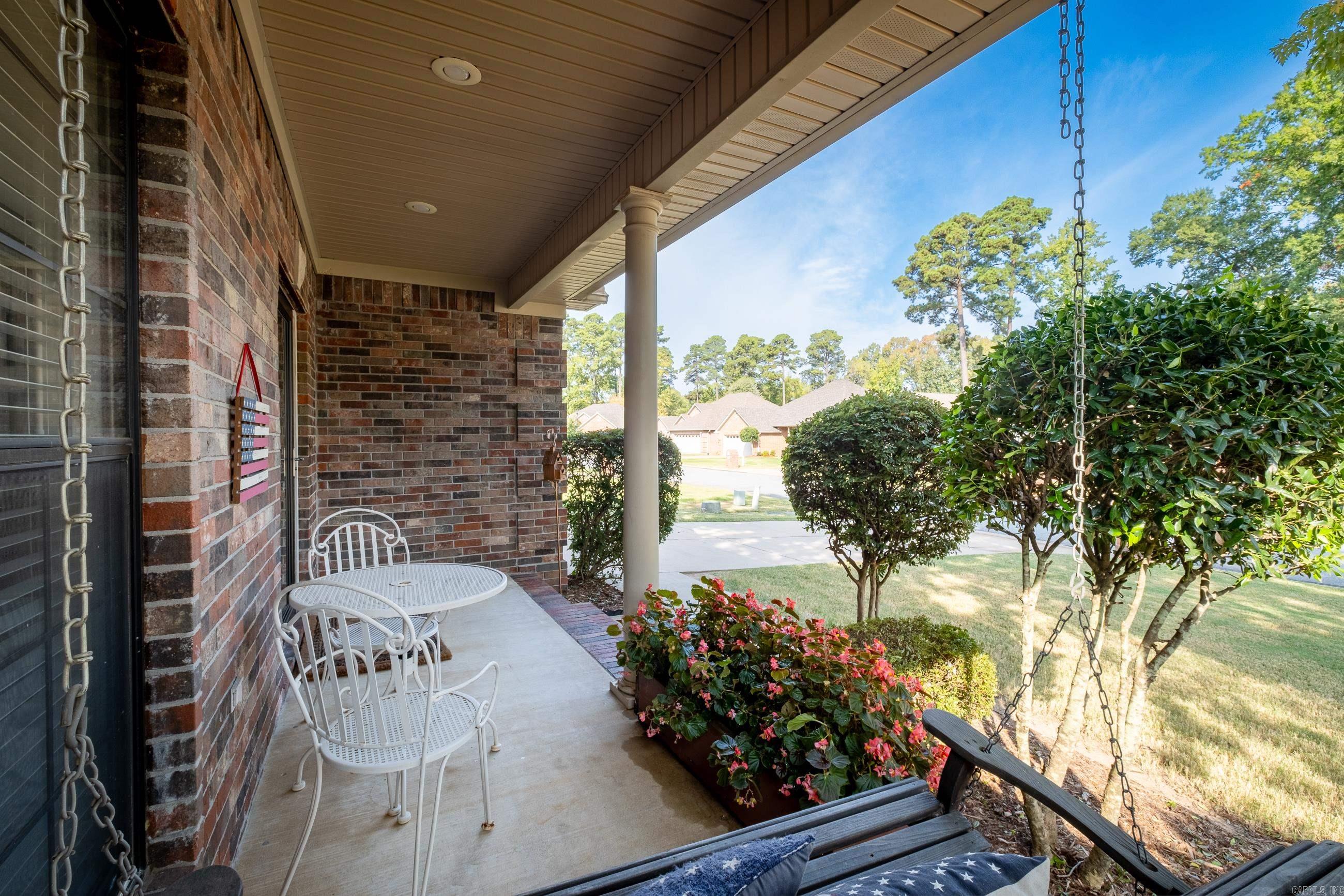 COUNTRY CLUB OF ARK THE - Residential