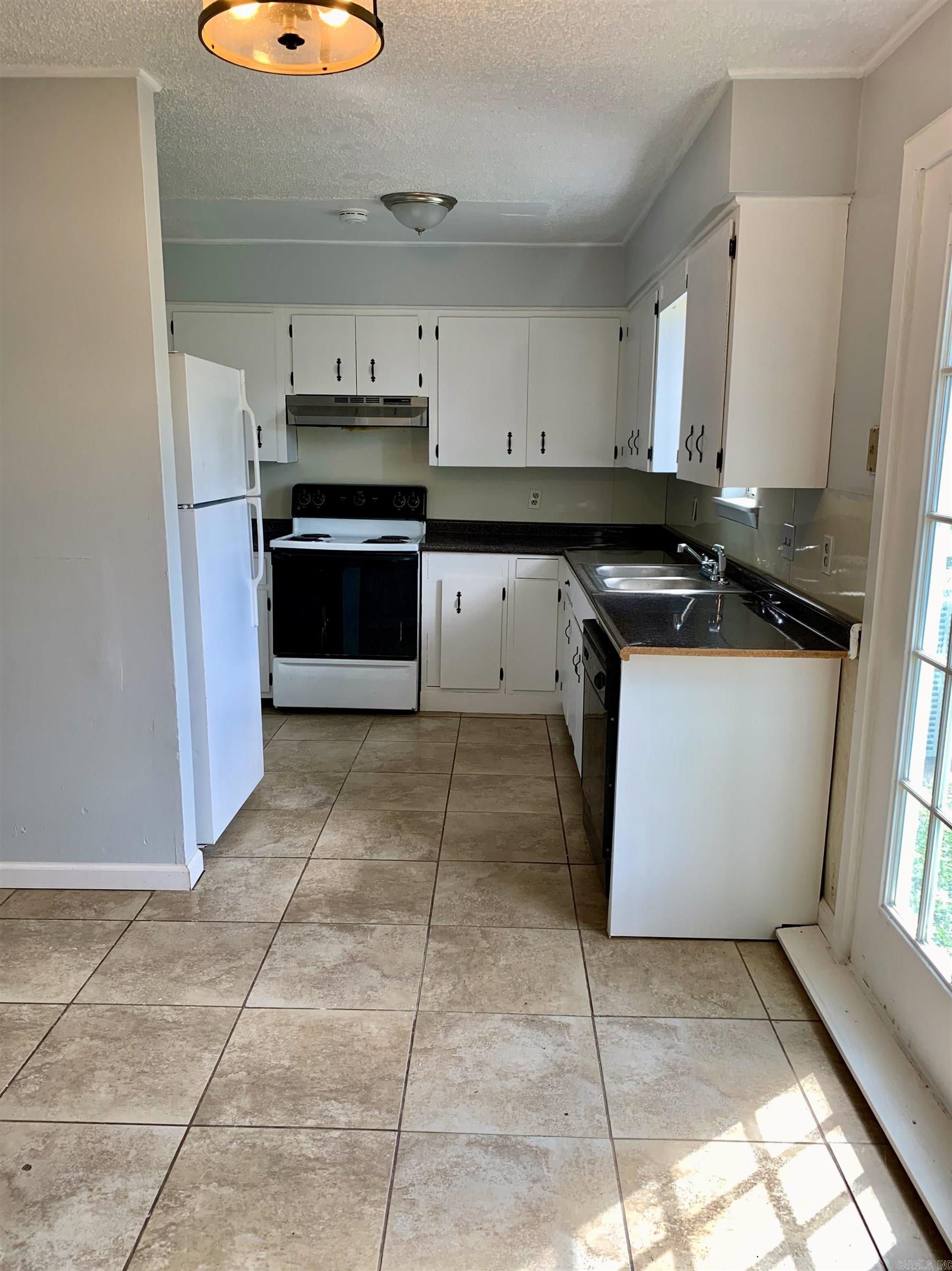 CEDAR HEIGHTS ADD - Residential