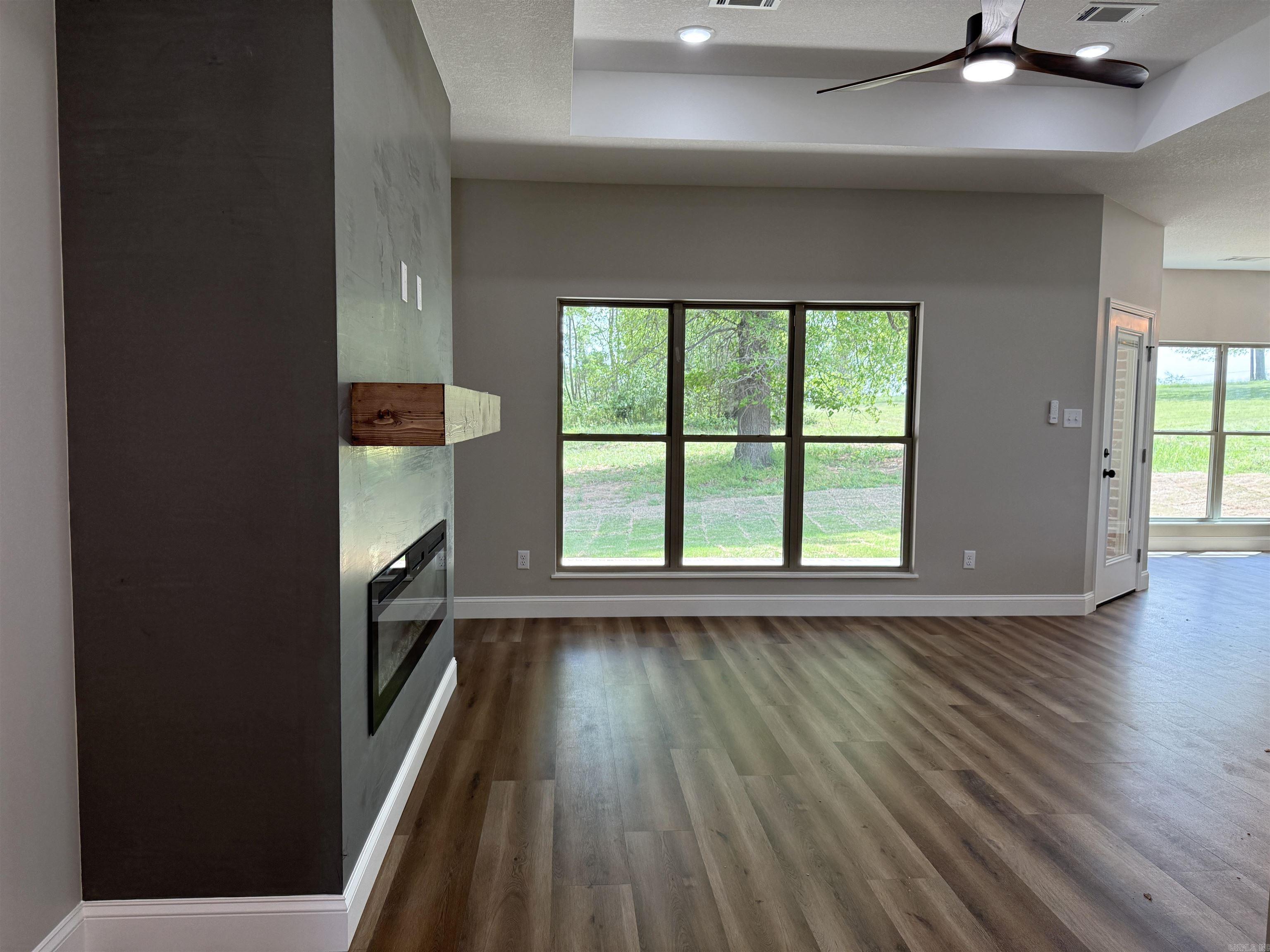 Dickinson - Residential