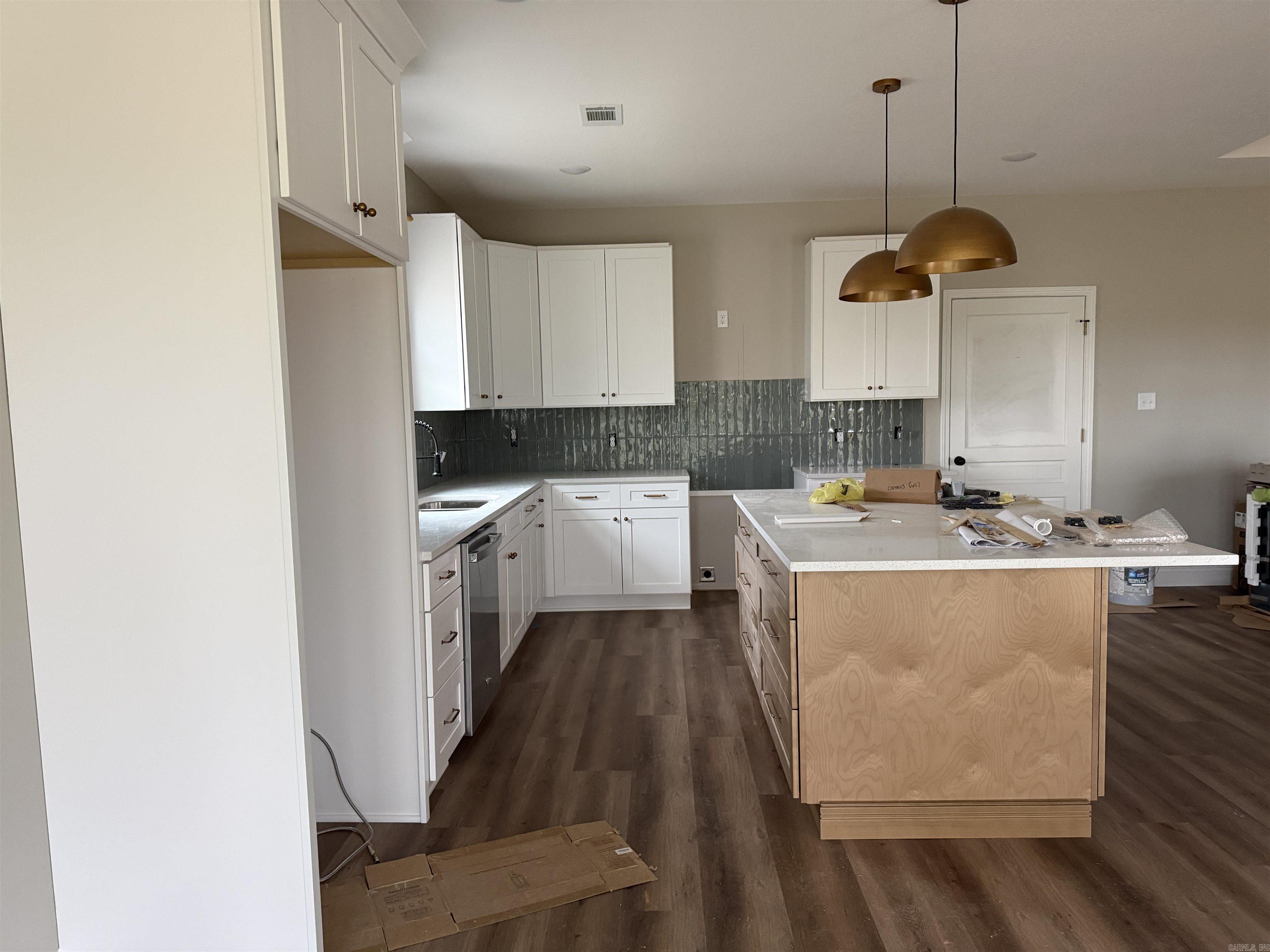 Dickinson - Residential