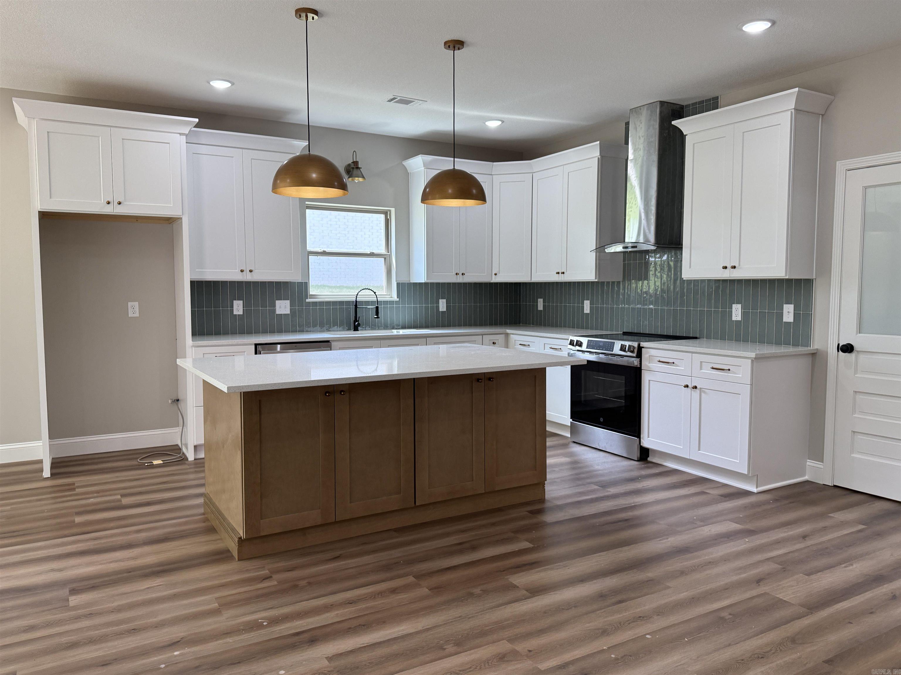 Dickinson - Residential