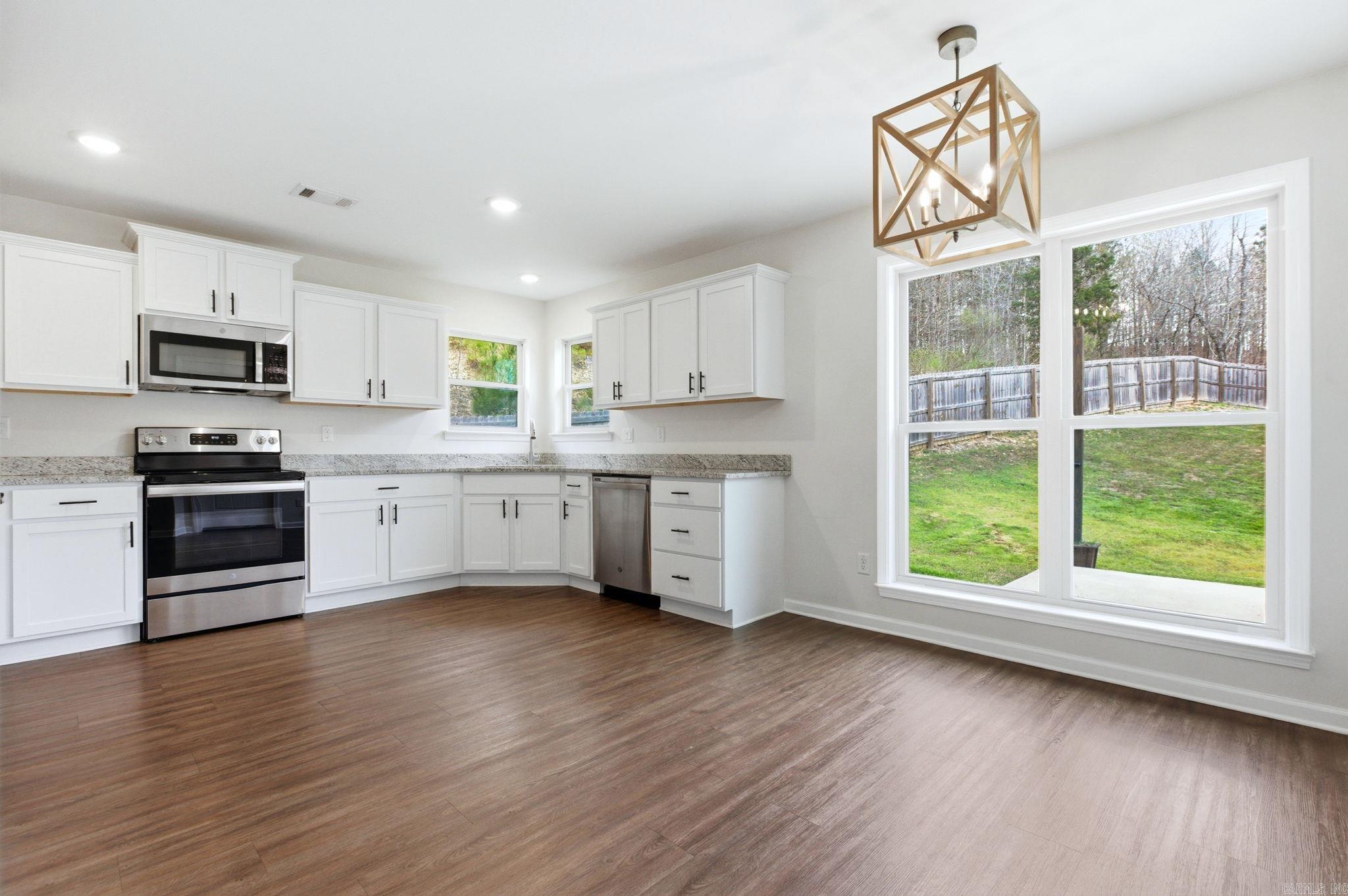 HERITAGE HEIGHTS - Residential