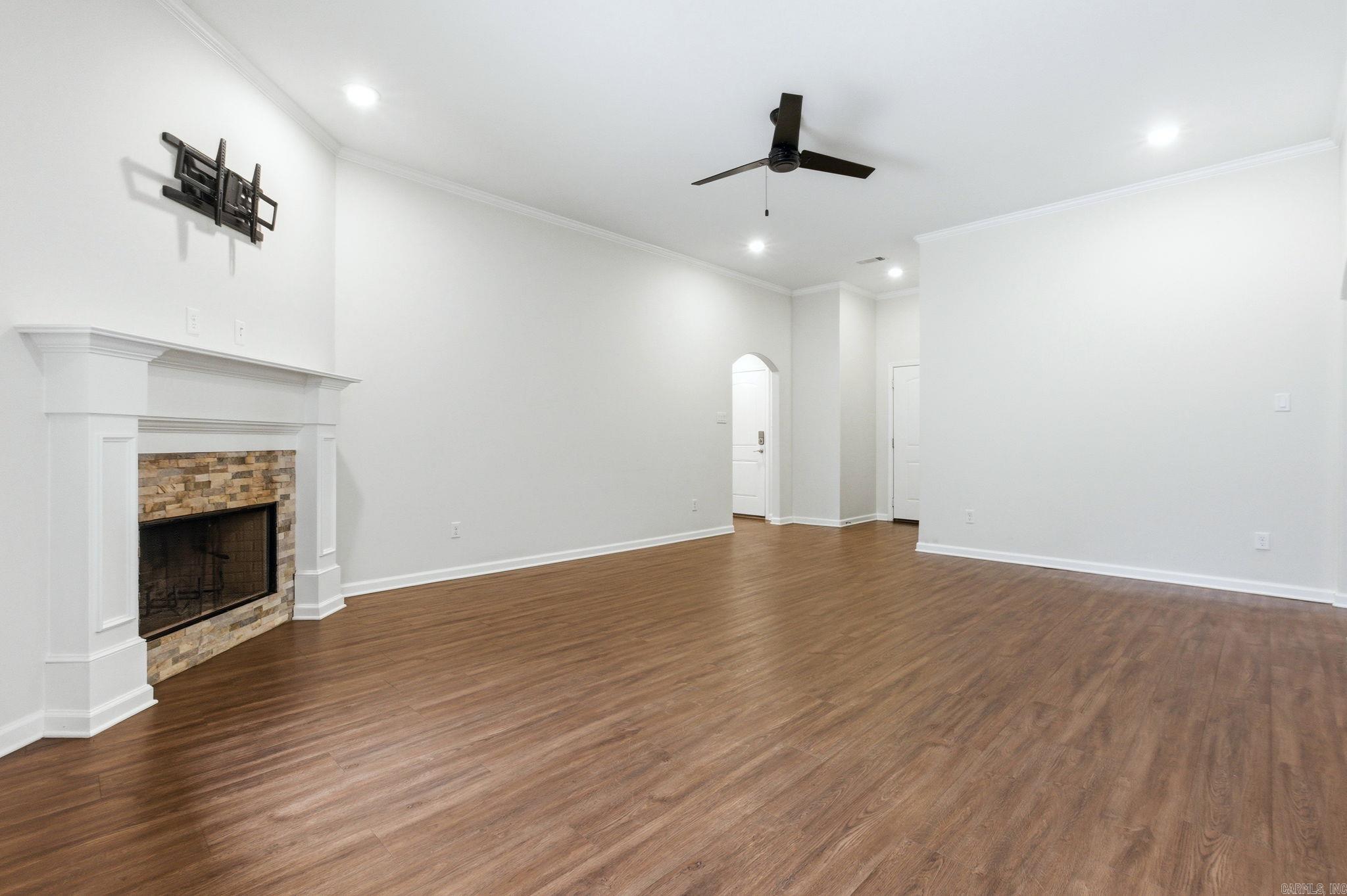 HERITAGE HEIGHTS - Residential