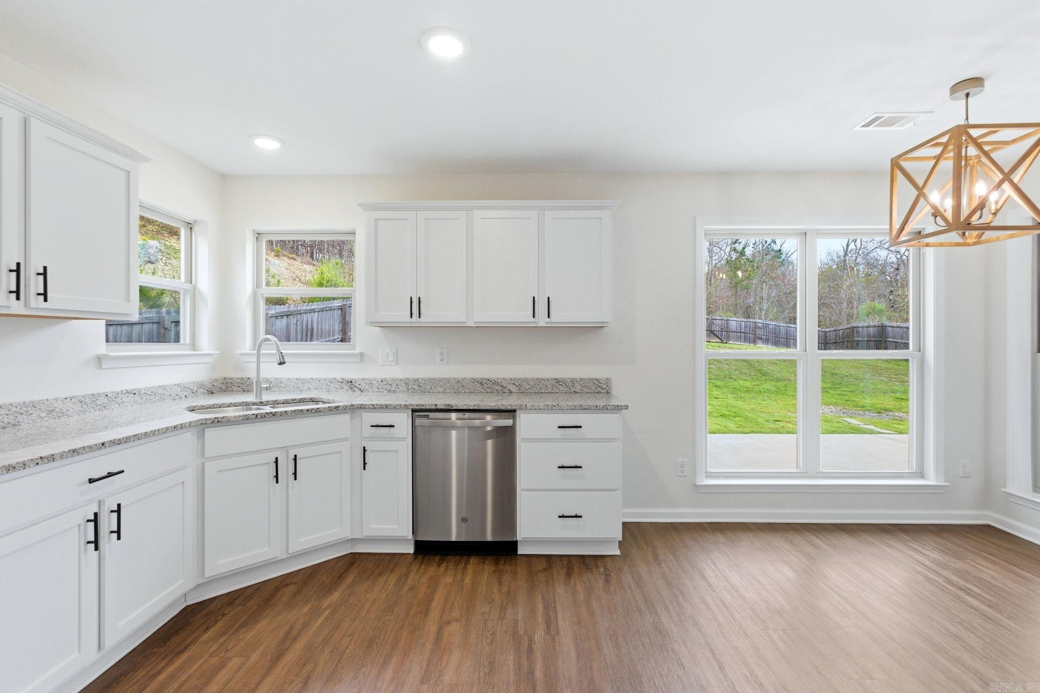 HERITAGE HEIGHTS - Residential