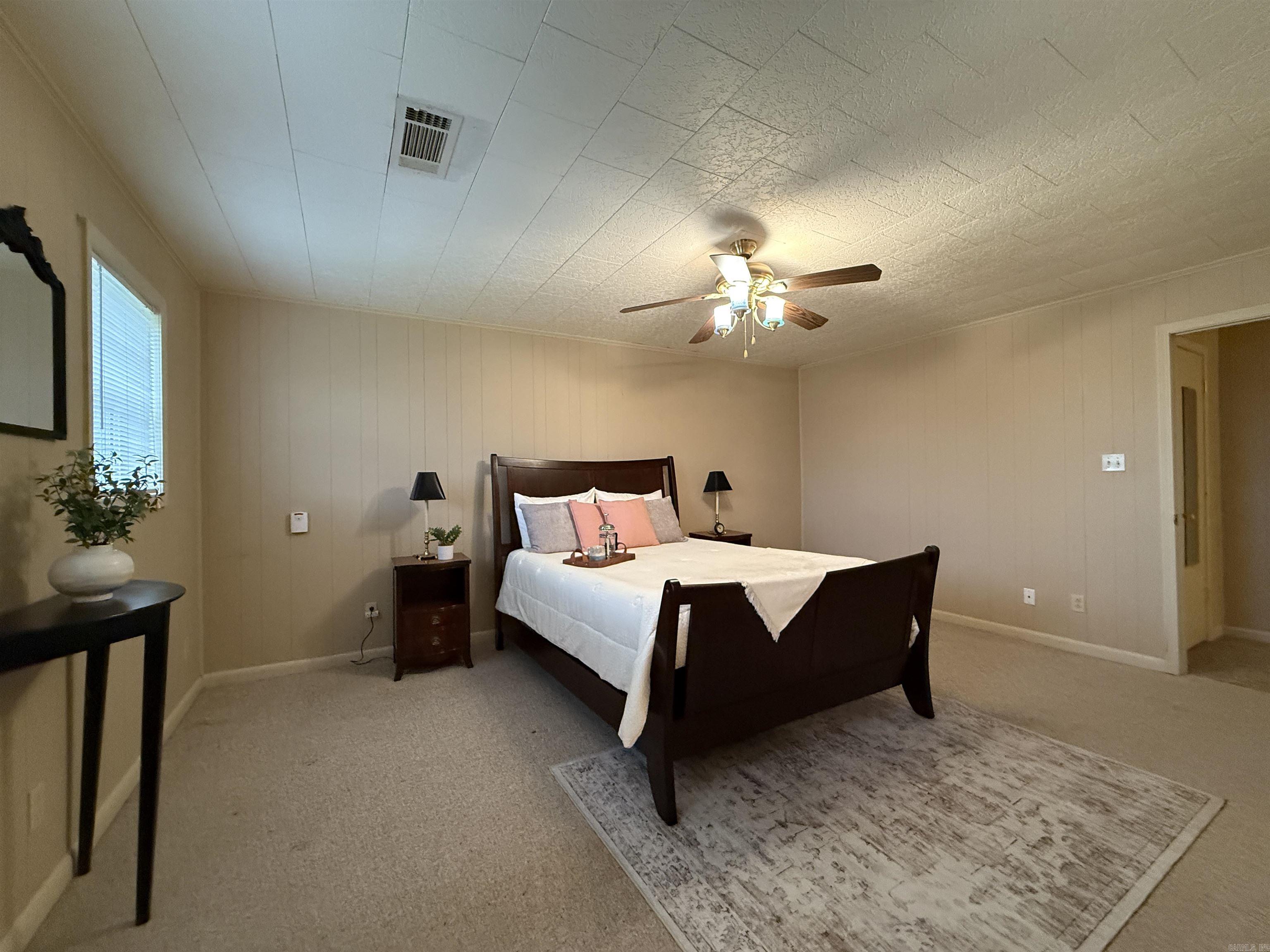 COLONIAL ACRES - Residential