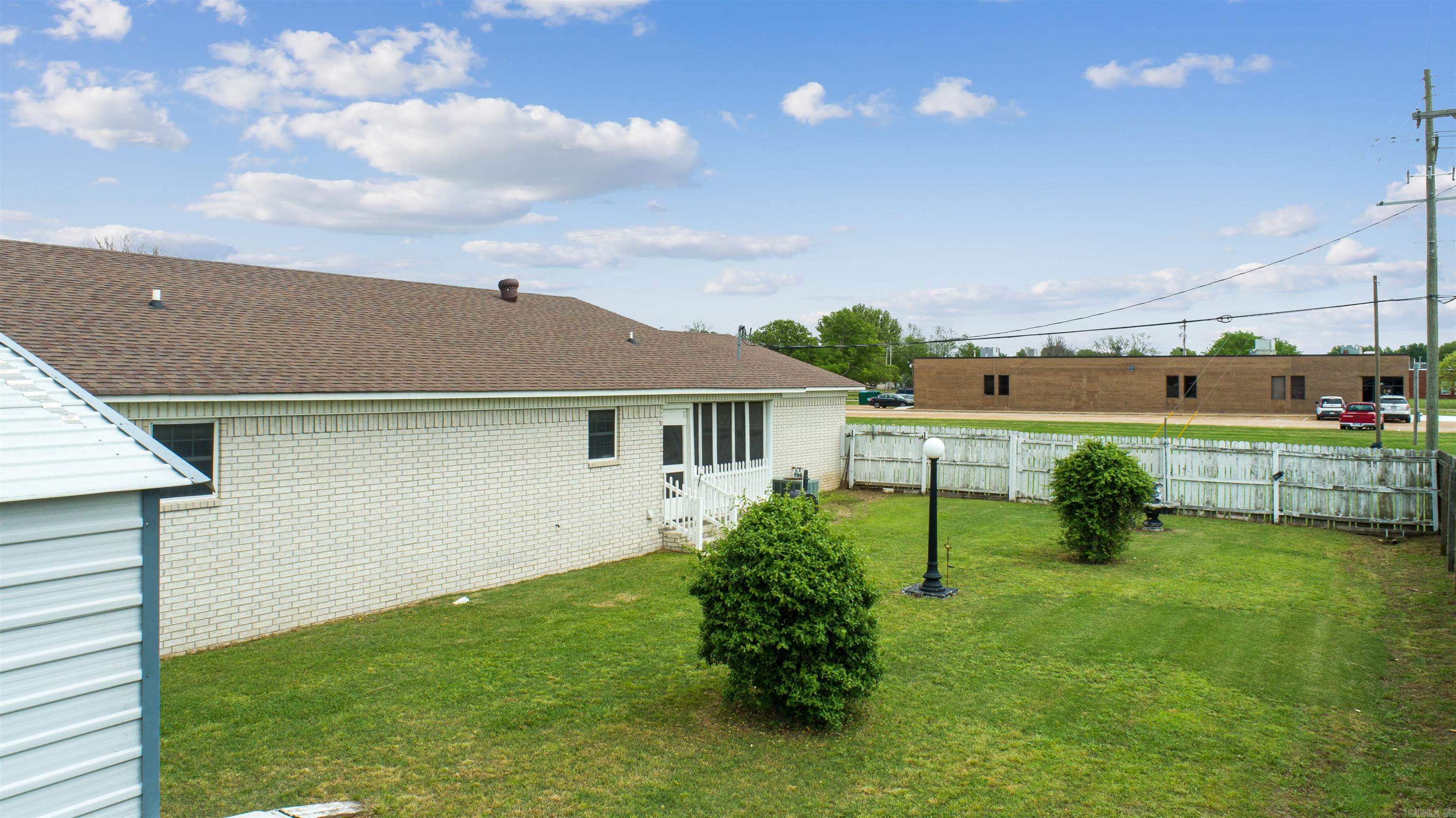 COLONIAL ACRES - Residential
