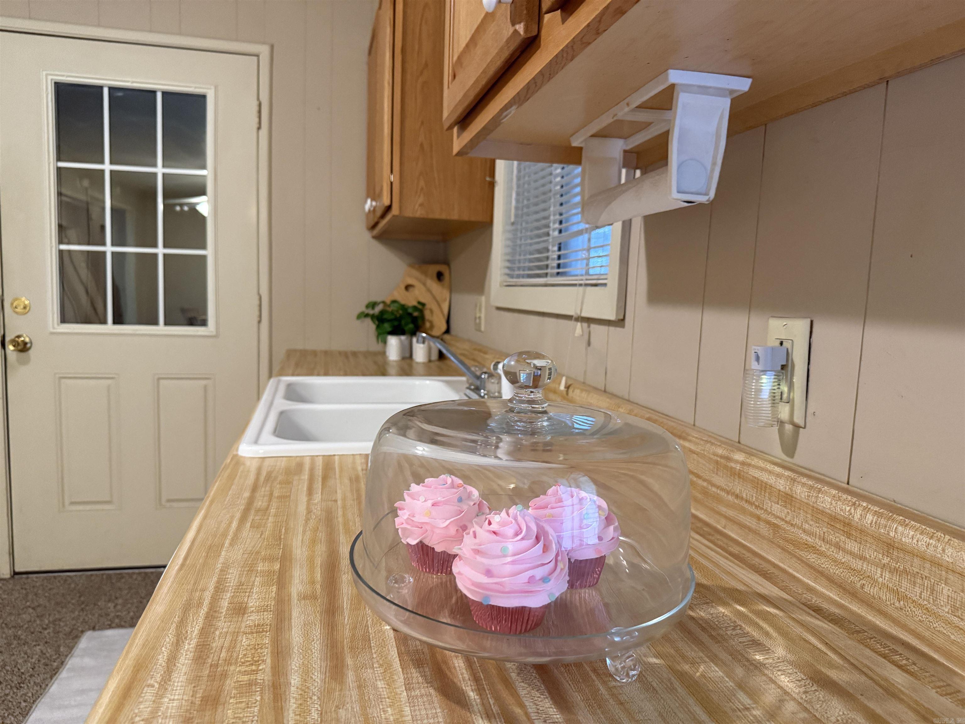 COLONIAL ACRES - Residential