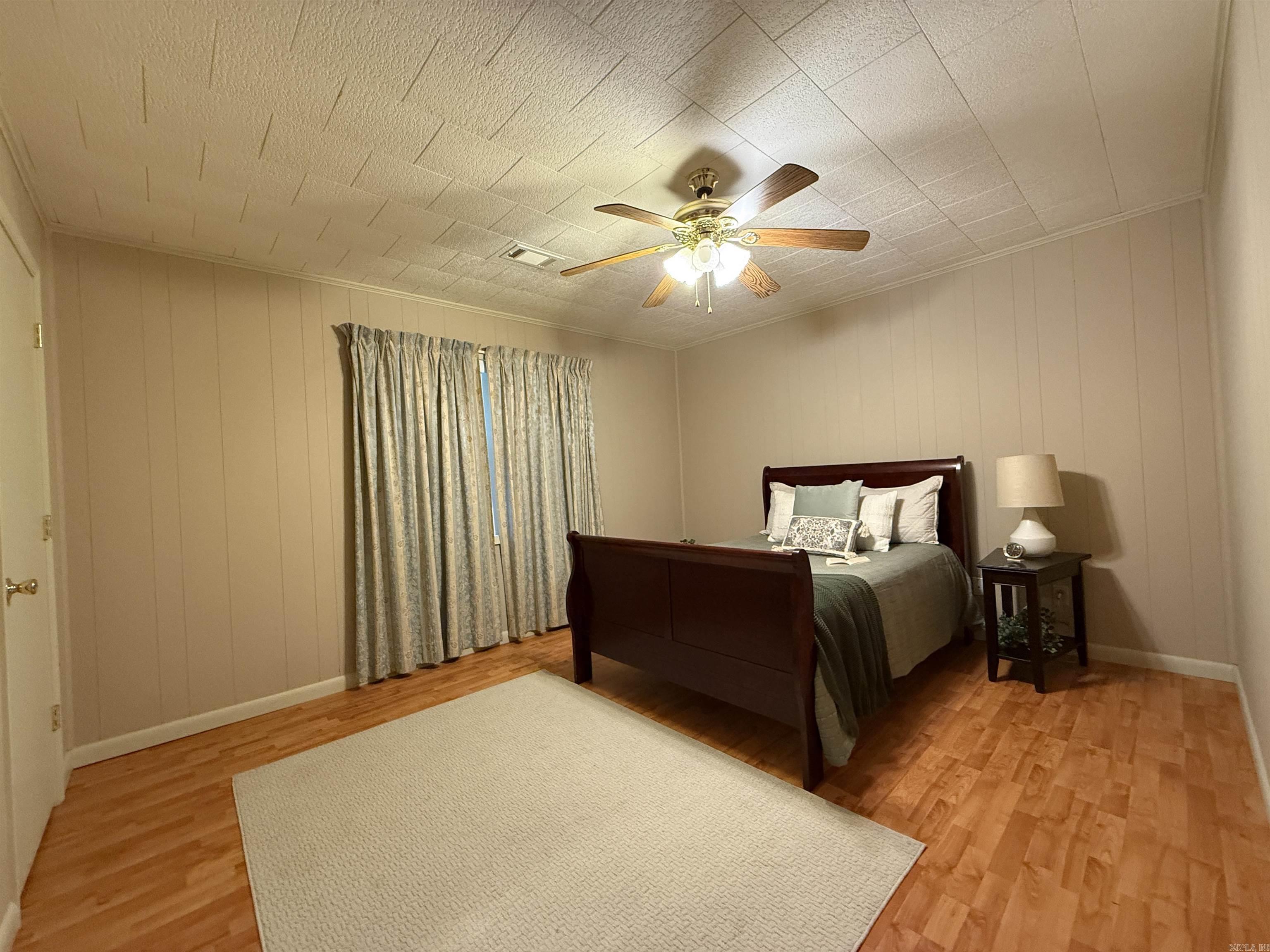COLONIAL ACRES - Residential