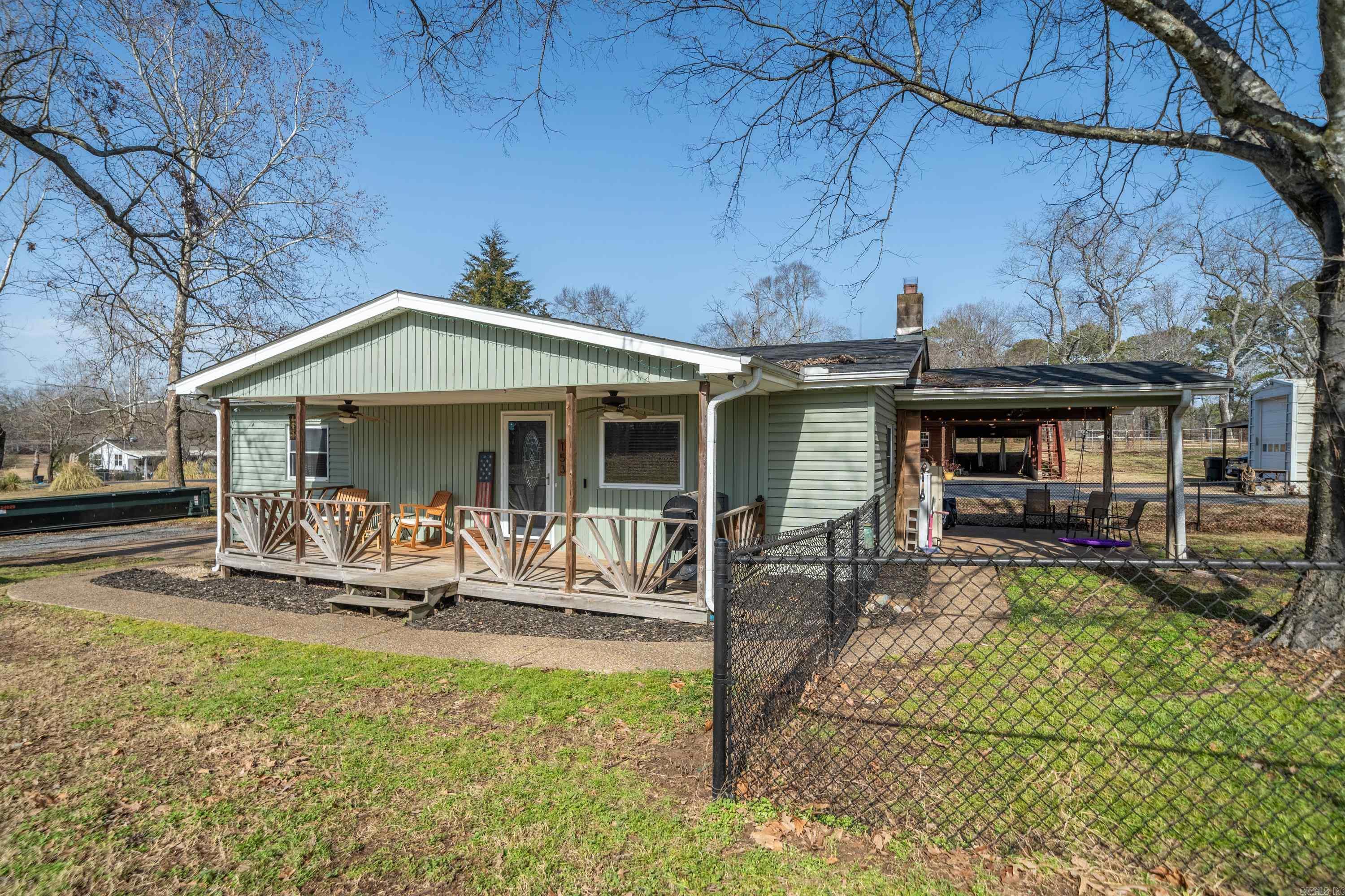 UNPLATTED ACREAGE - Residential