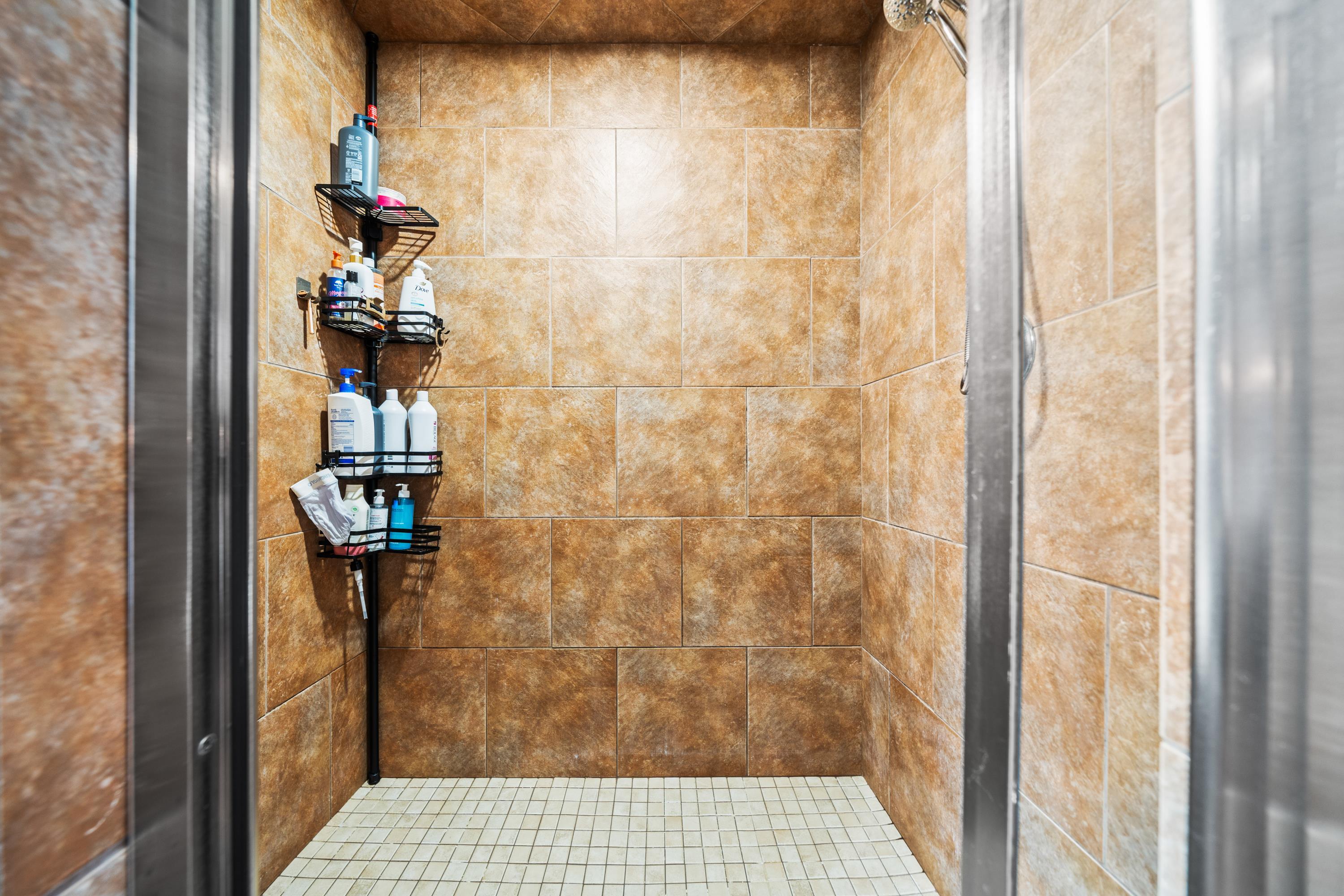 UNPLATTED ACREAGE - Residential