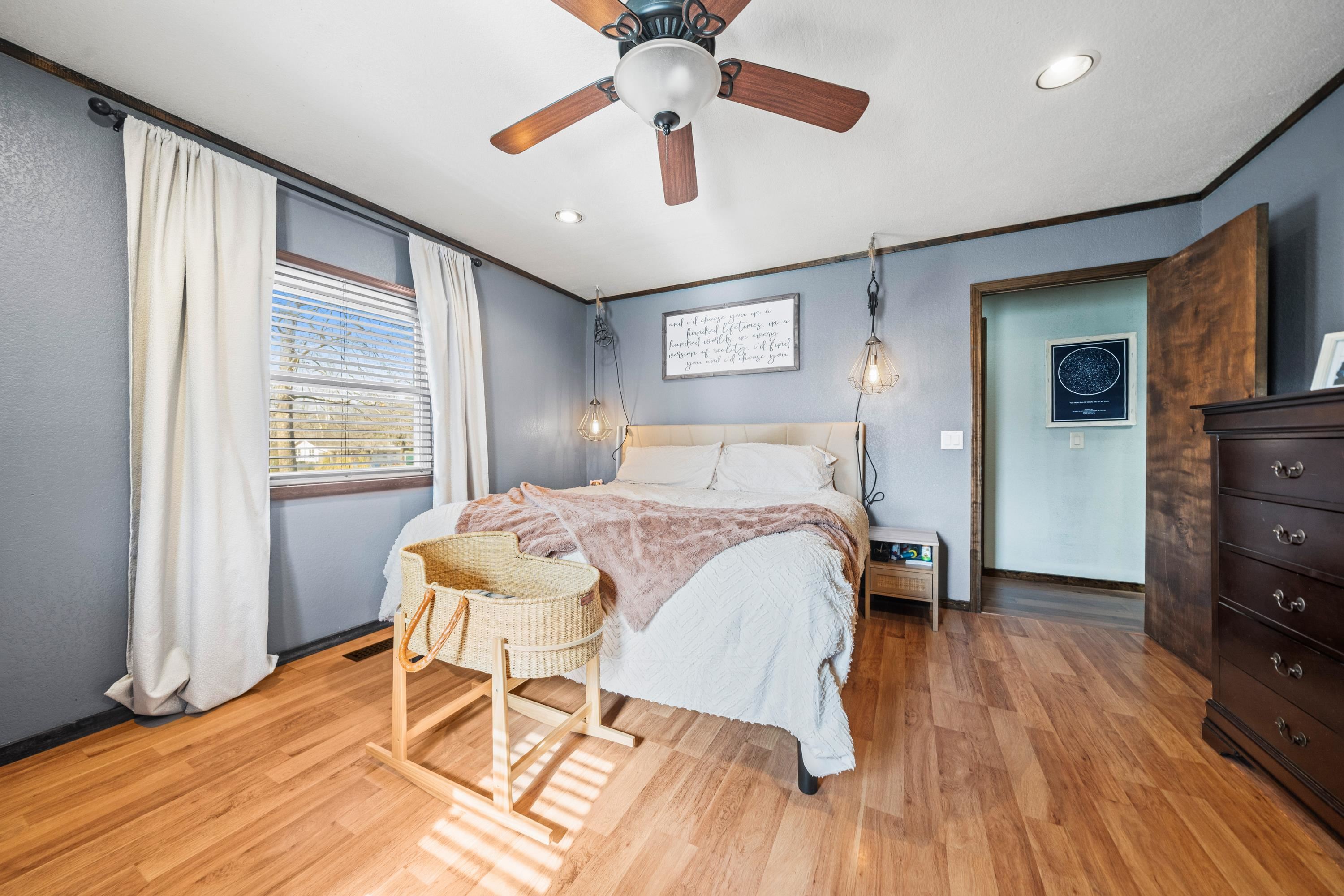 UNPLATTED ACREAGE - Residential