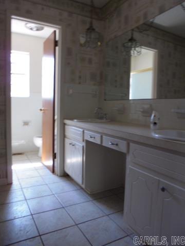 BEVERLY HILLS - Residential