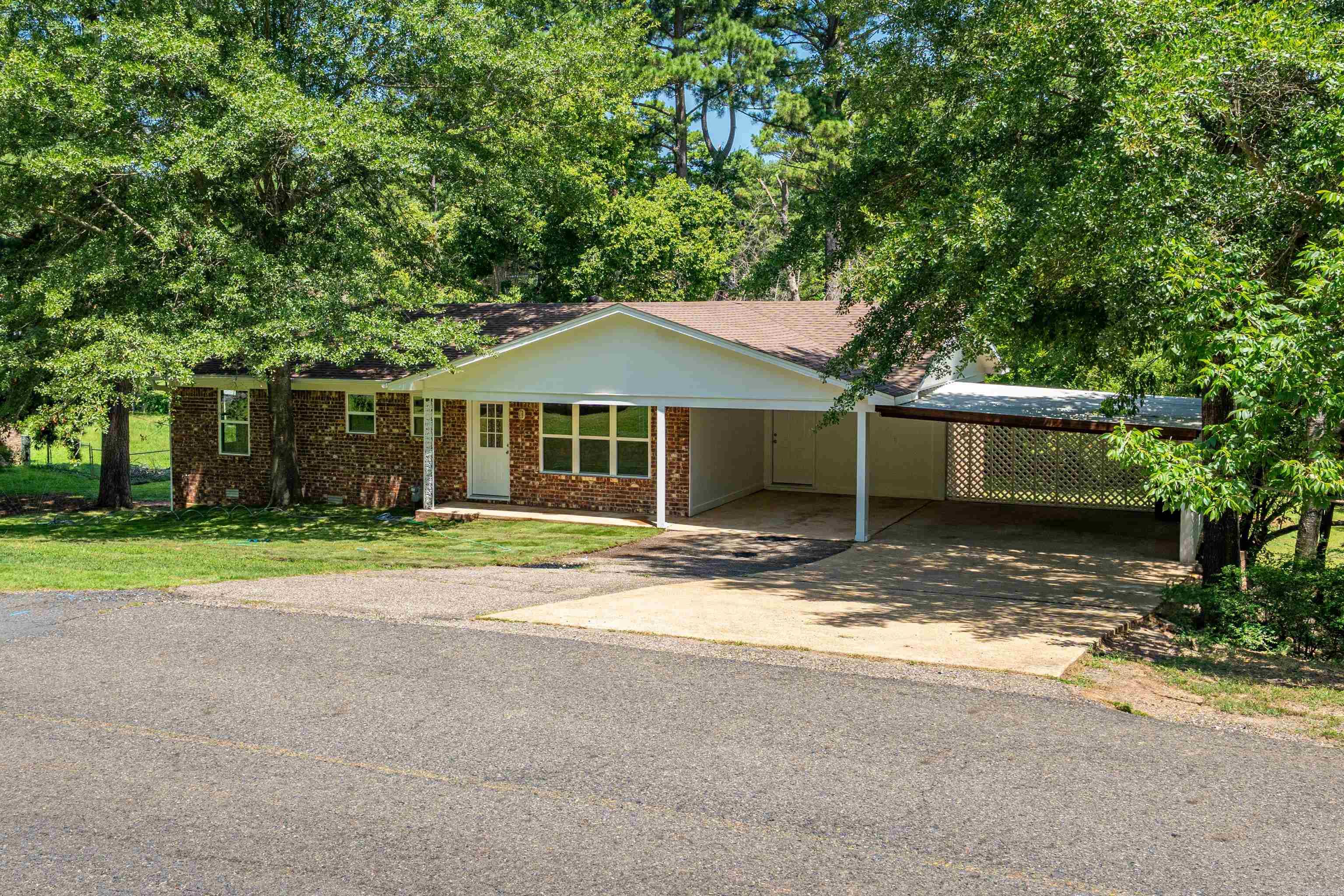 This isn't just a houseāit's the real estate version of a mic drop. Completely remodeled from roof to windows to HVAC (yes, even the bathrooms got a glow-up), this 4 bed, 3.5 bath beauty is serving "move-in ready" realness with a side of modern luxury. Situated on a large lot in a desirable neighborhood and Lake Hamilton School District, this place has space for the whole crew and then some. Want a backyard big enough for a dog, trampoline, garden, a pool, AND random outdoor furniture you bought on impulse? CHECK! But wait, thereās more: located practically across the street from the neighborhood lake access and a boat ramp, so you can kayak before brunch and still make it to Wal-Mart by noon. Plus, youāre just minutes from other shopping, restaurants, and Hill Wheatley Park. New roof, new HVAC, new windows, new bathrooms, new you. This home has had more work done than your favorite reality TV starāand it shows. Run, donāt walk. Because homes like this donāt just get remodeled⦠they get snatched up. Don't let this one become someone else's "just closed" social media post. Make it yours!