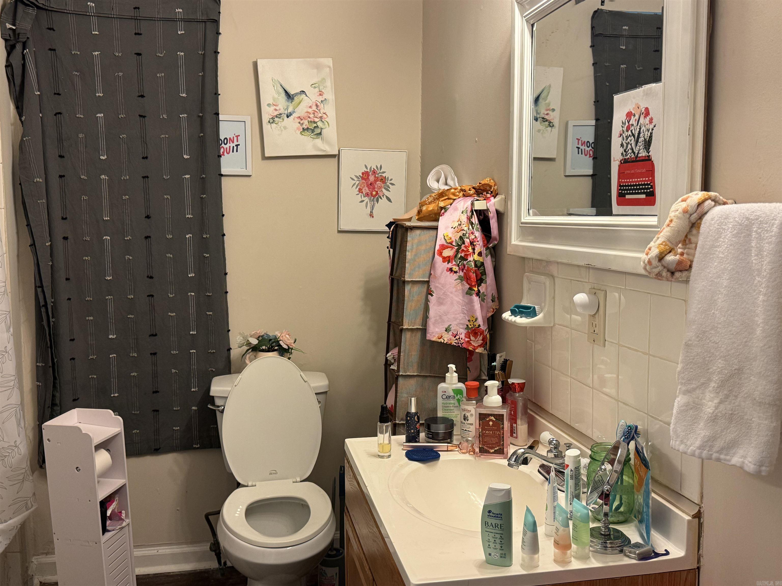 Weldon E Wrights - Residential Income