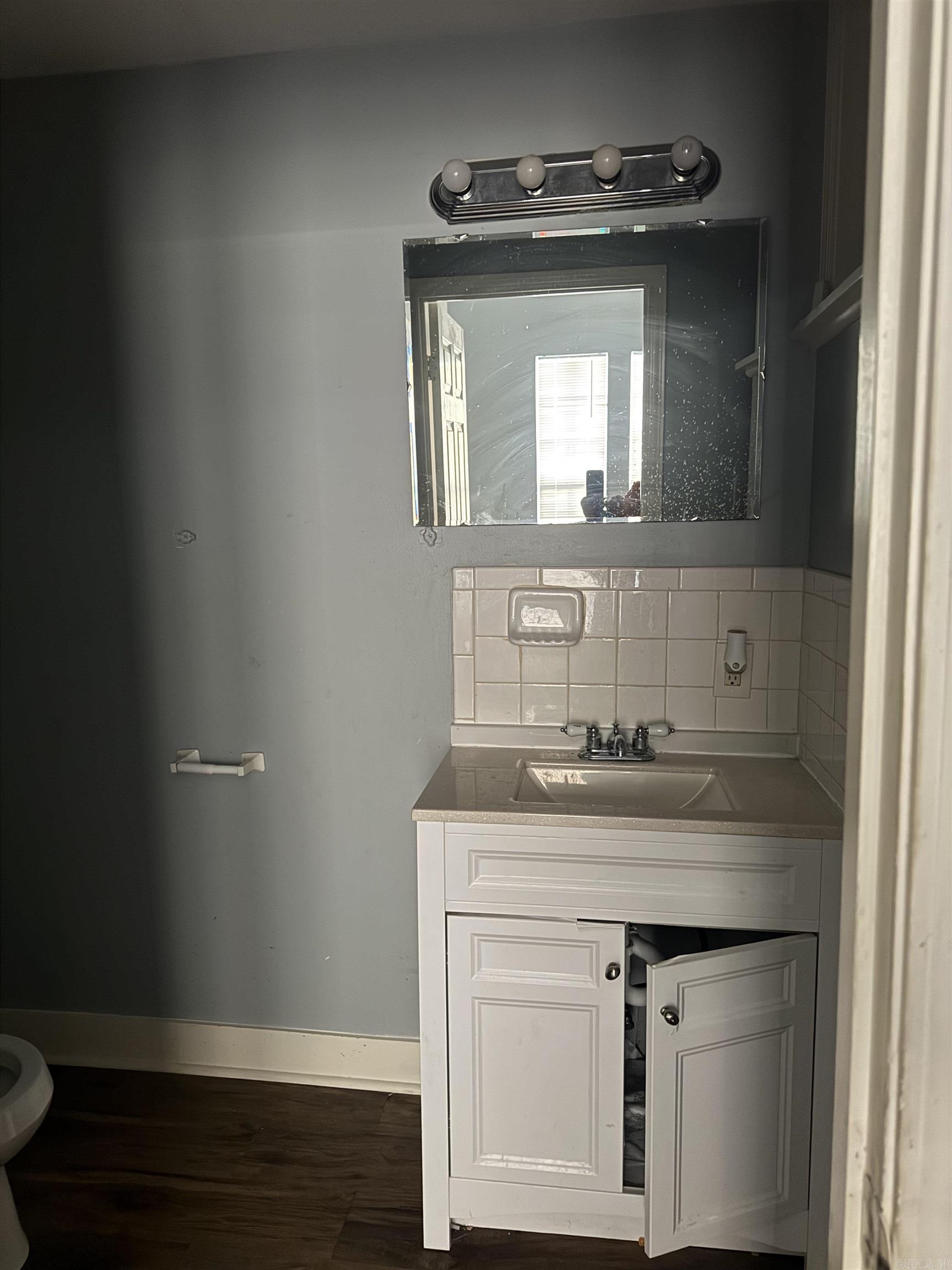 Weldon E Wrights - Residential Income