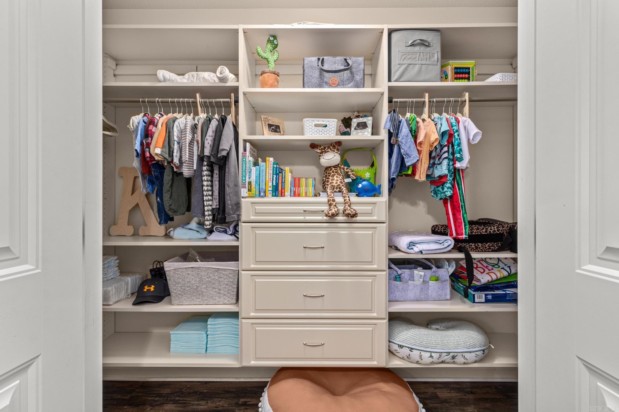 PARKWAY PLANTATION - Residential