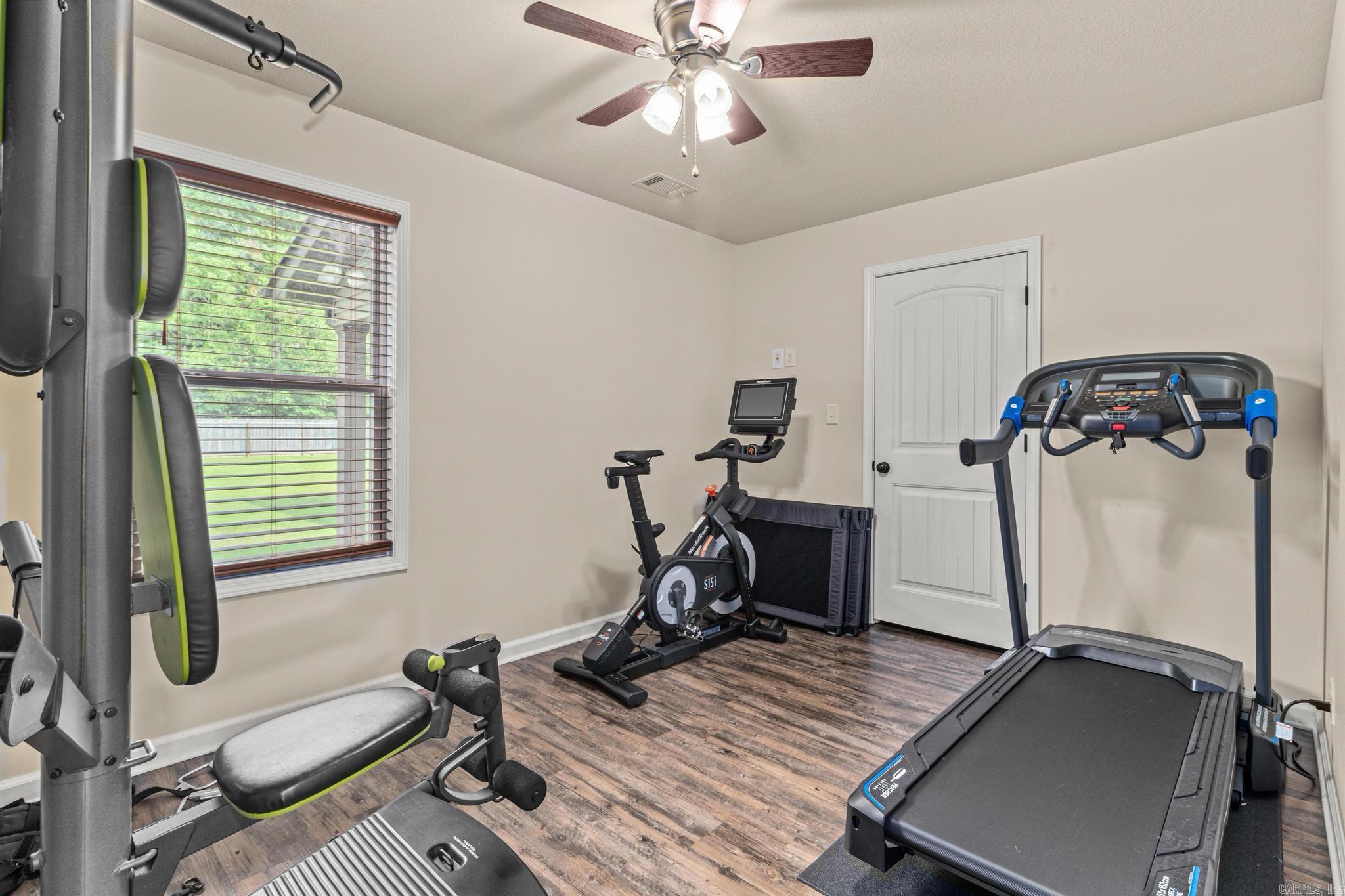 PARKWAY PLANTATION - Residential