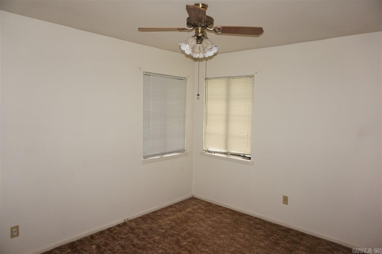 Queen Manor - Residential Lease