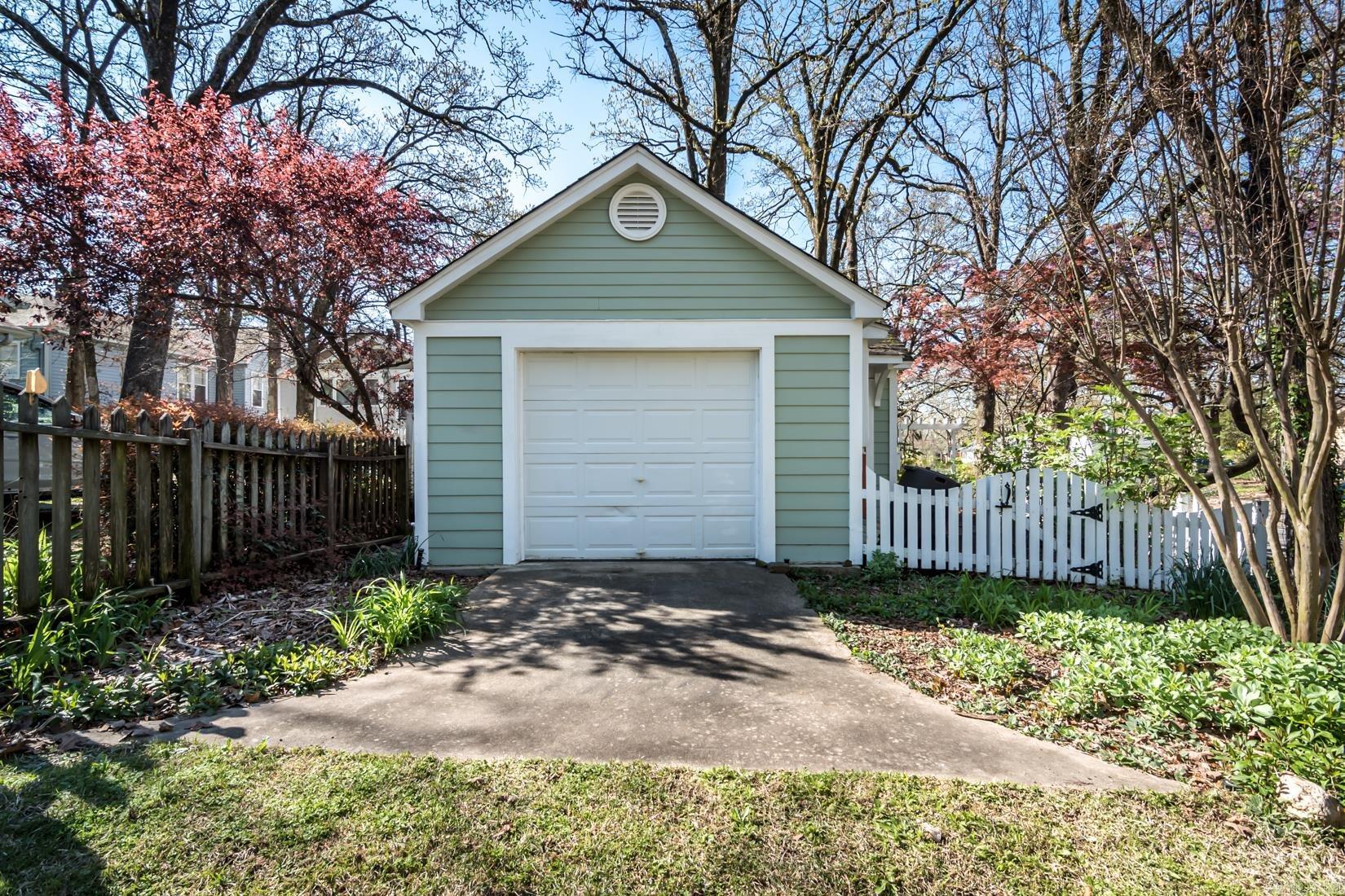 Pulaski Heights - Residential