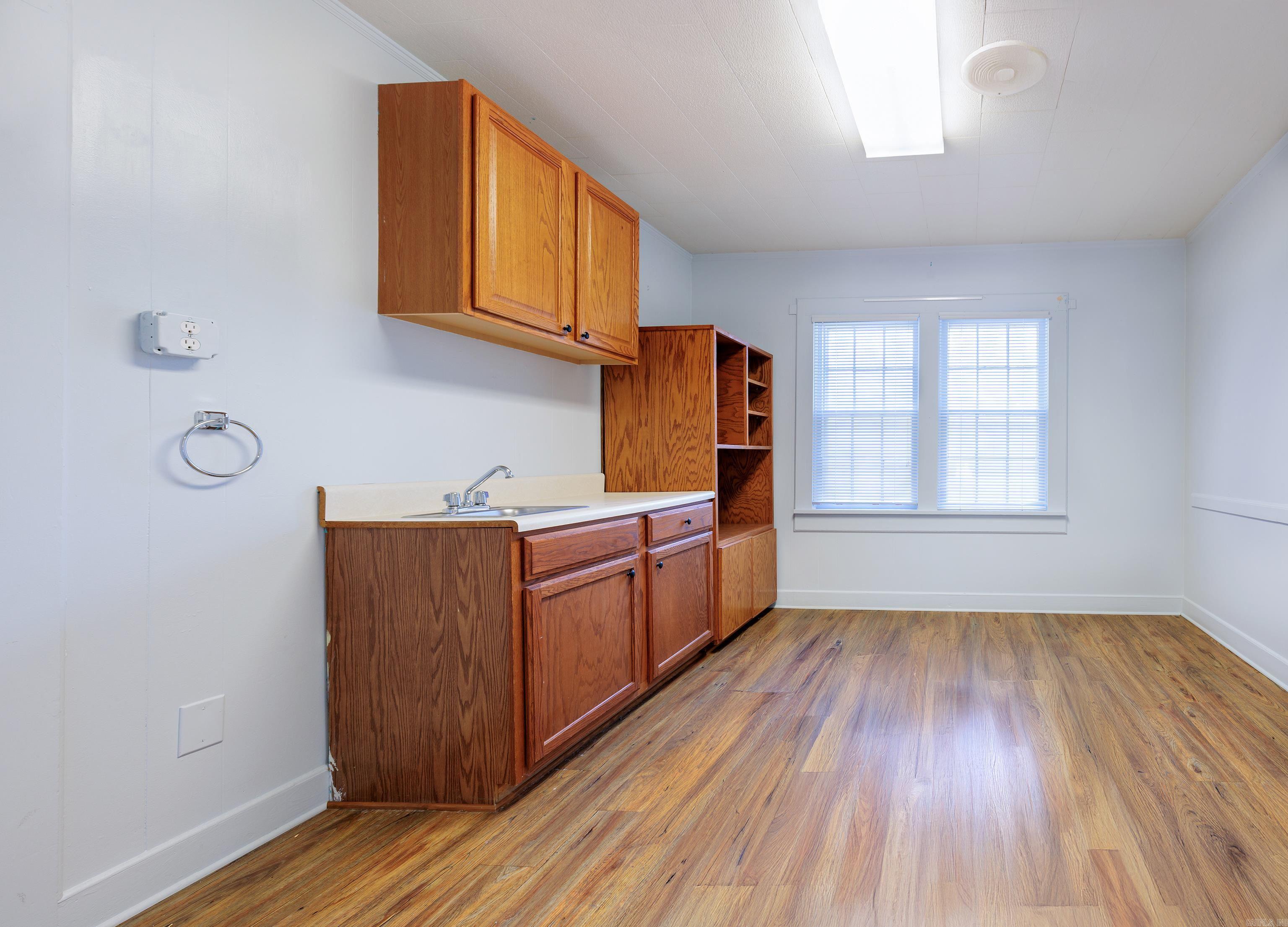 West Haven - Commercial Sale