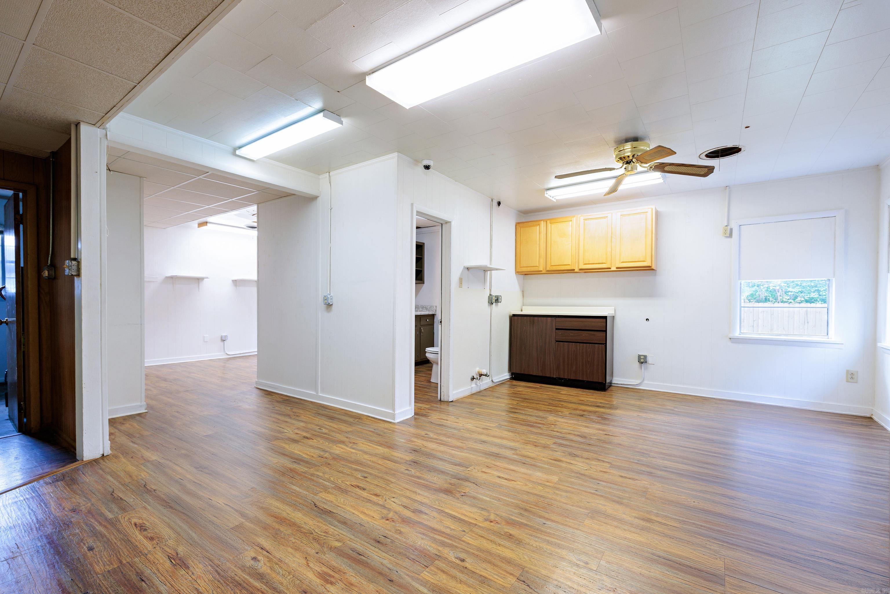 West Haven - Commercial Sale