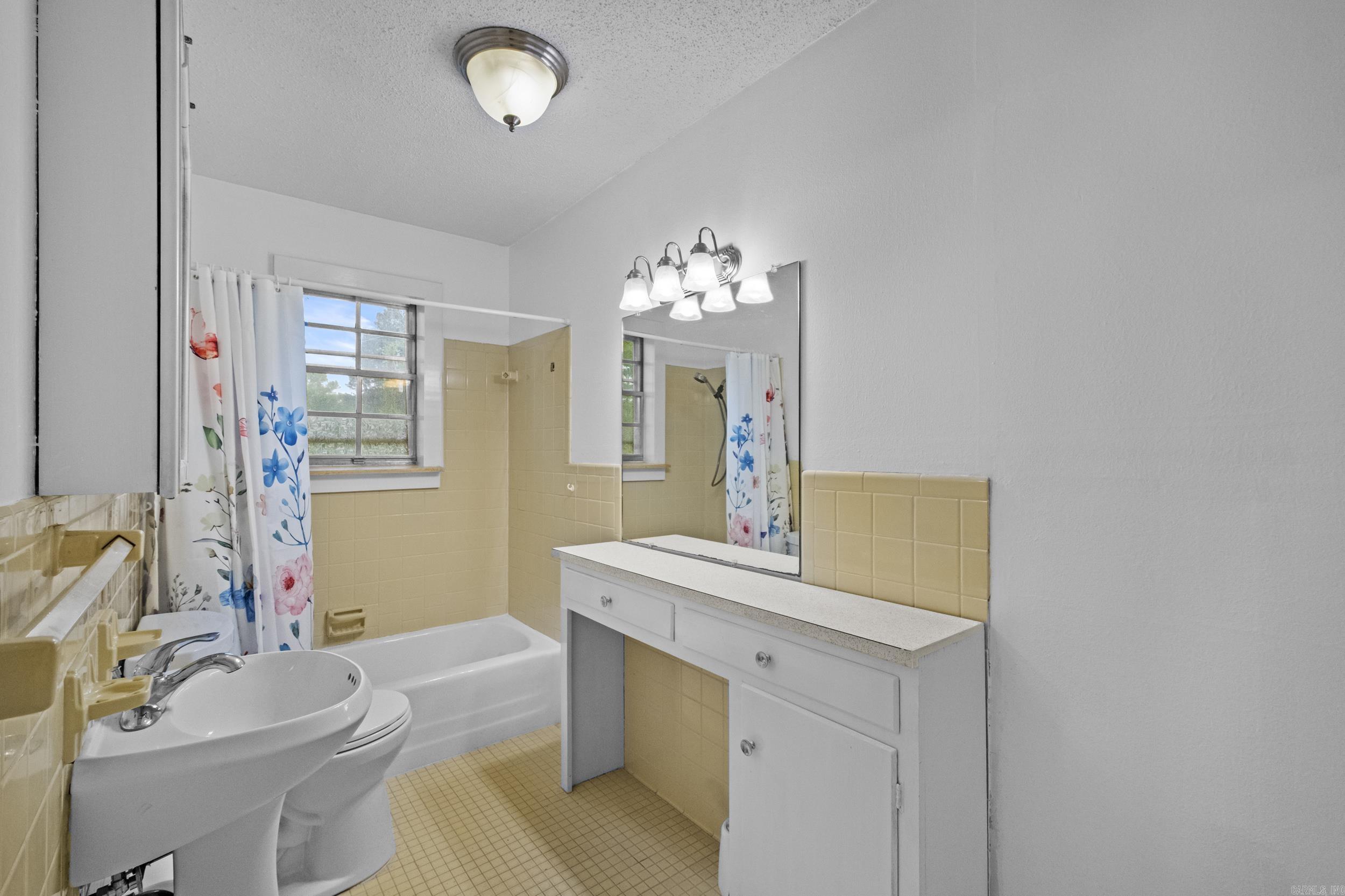 WILLIAMS CARL ADDN - Residential