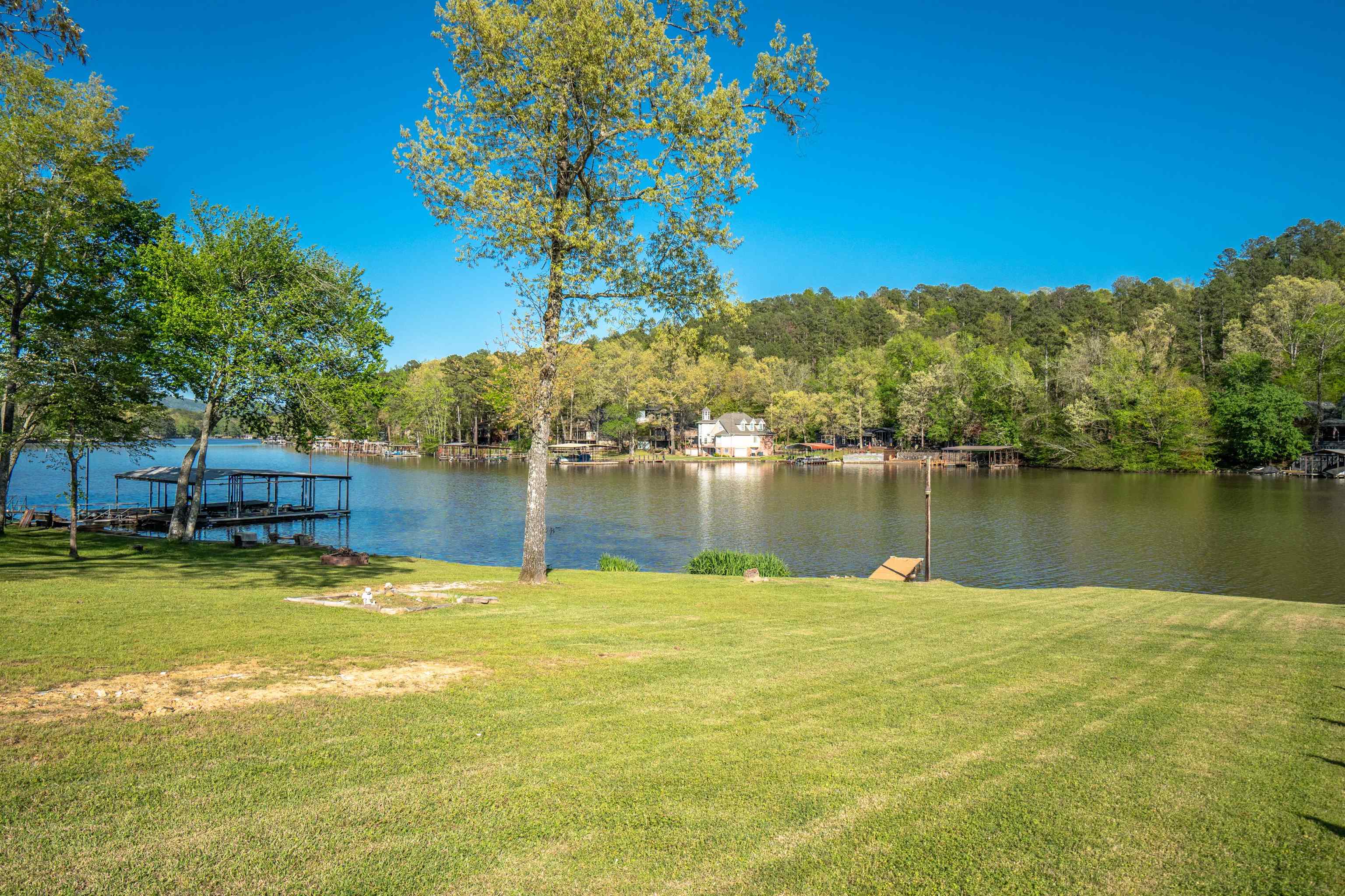 LAKECREST - Residential