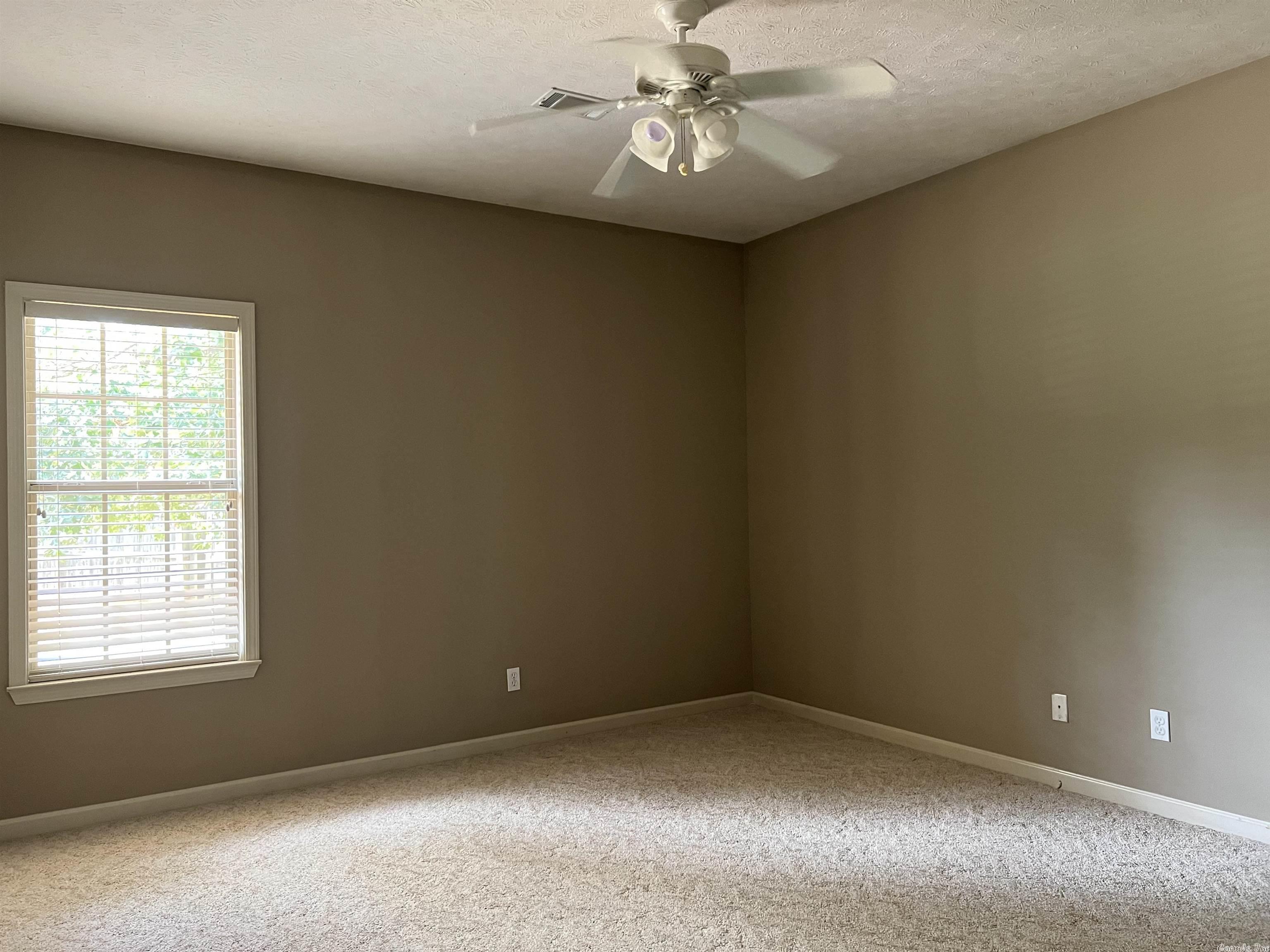 MAUMELLE VALLEY ESTATES - Residential