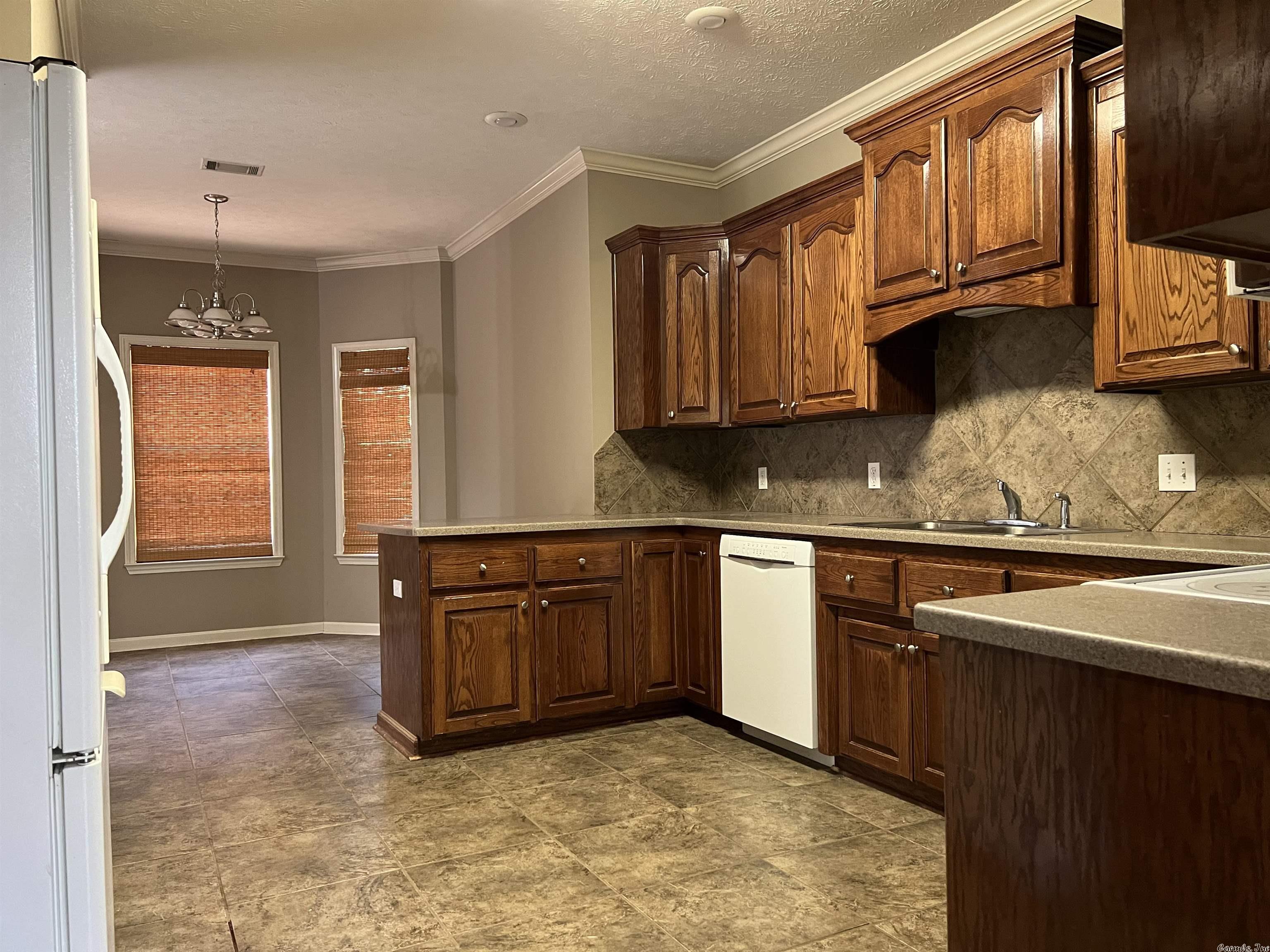 MAUMELLE VALLEY ESTATES - Residential