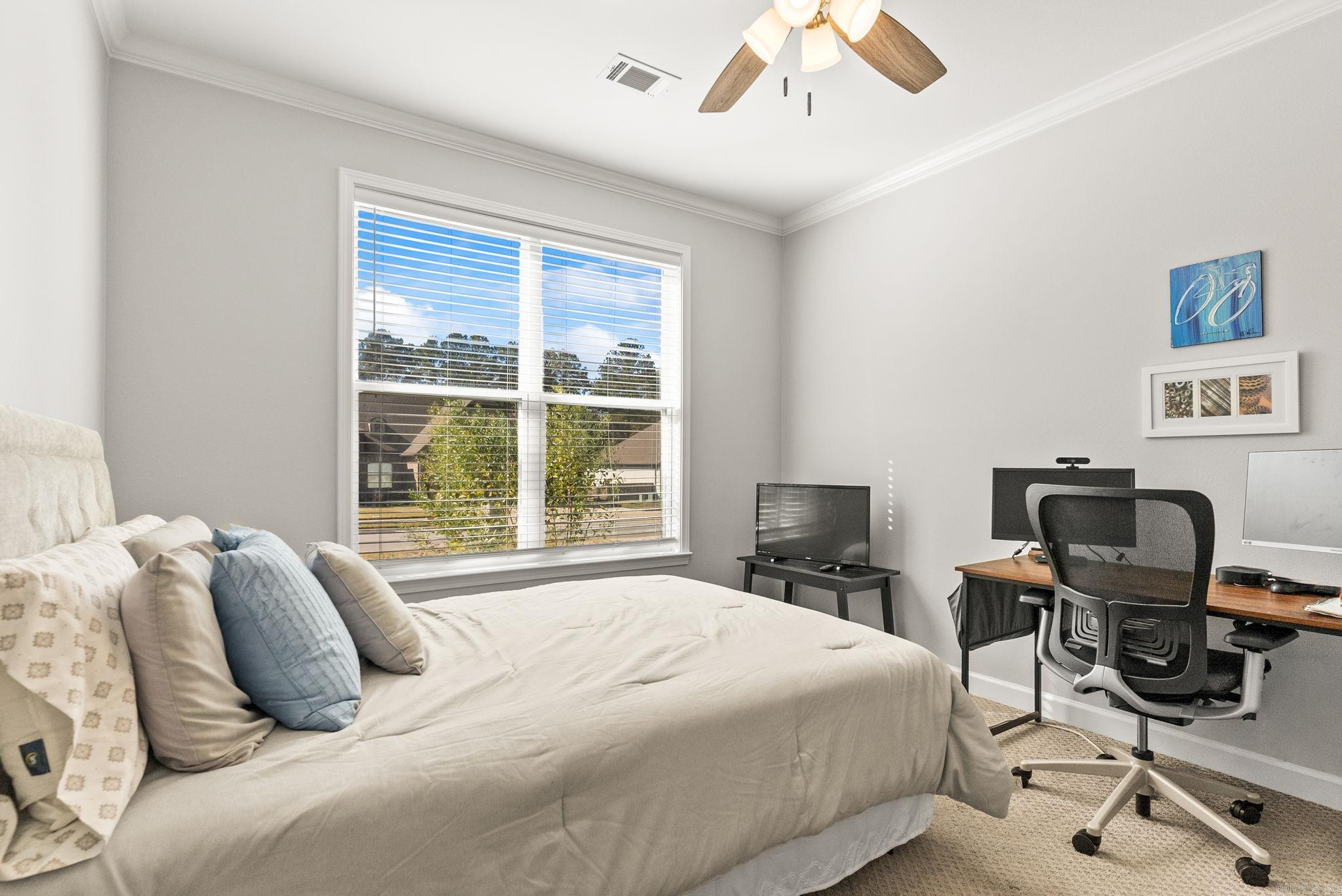 SIENNA LAKE - Residential