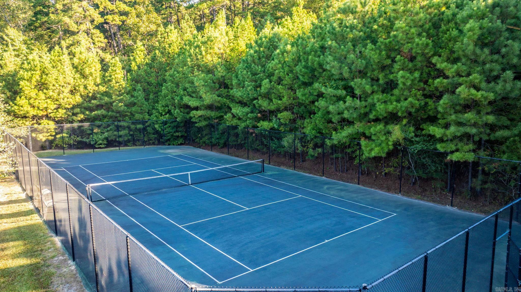 SIENNA LAKE - Residential