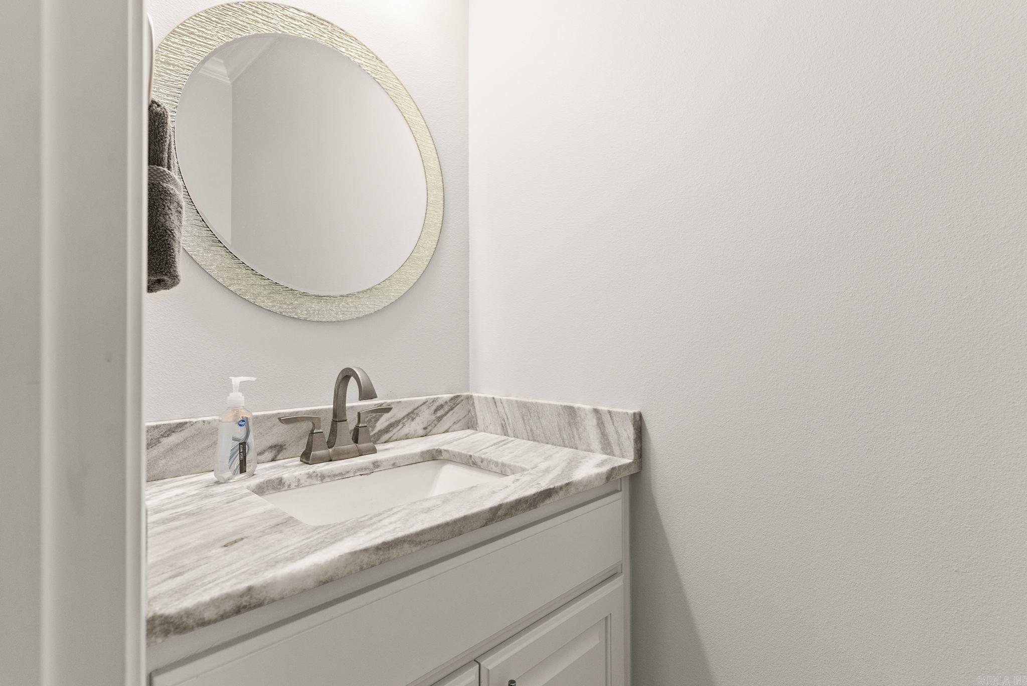 SIENNA LAKE - Residential