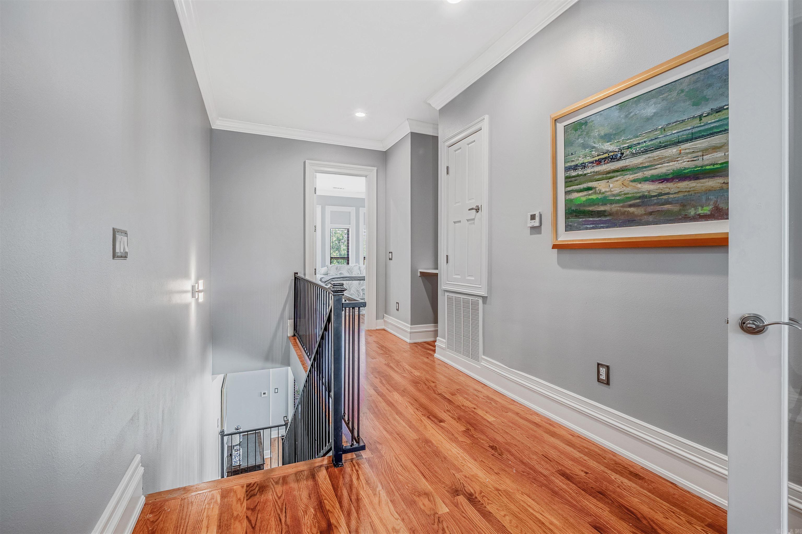 Weldon E Wrights - Residential