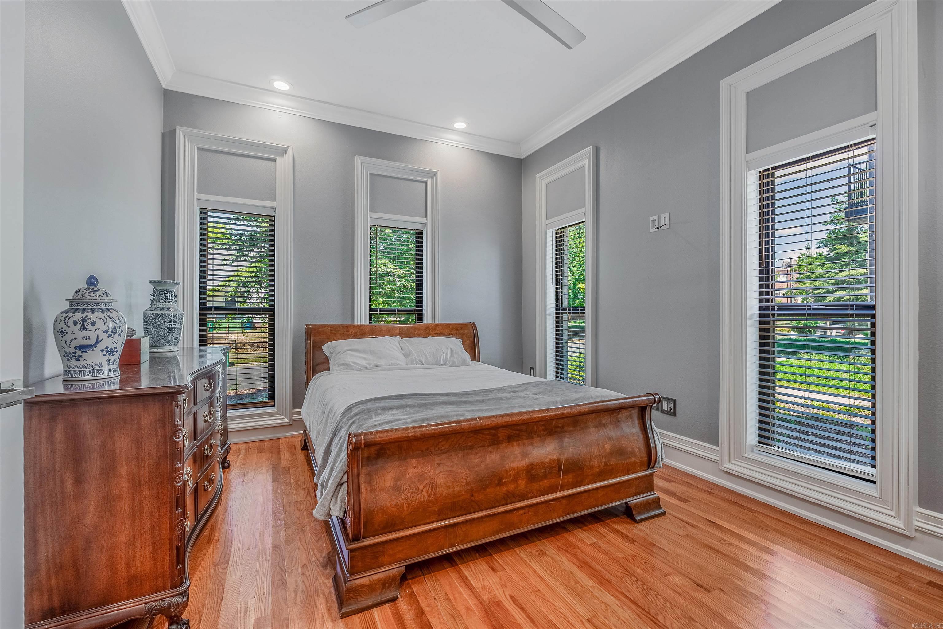 Weldon E Wrights - Residential