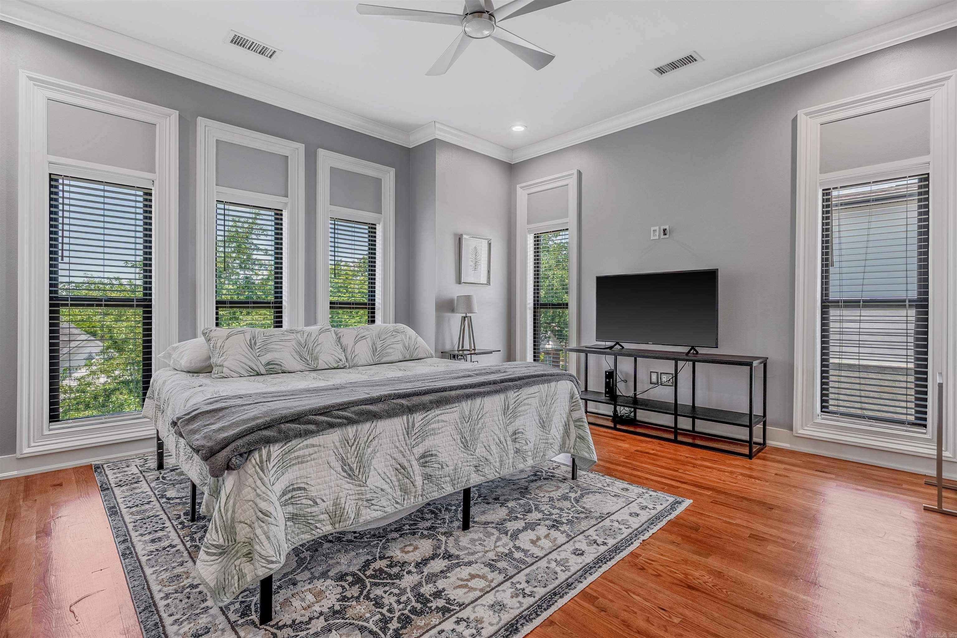 Weldon E Wrights - Residential