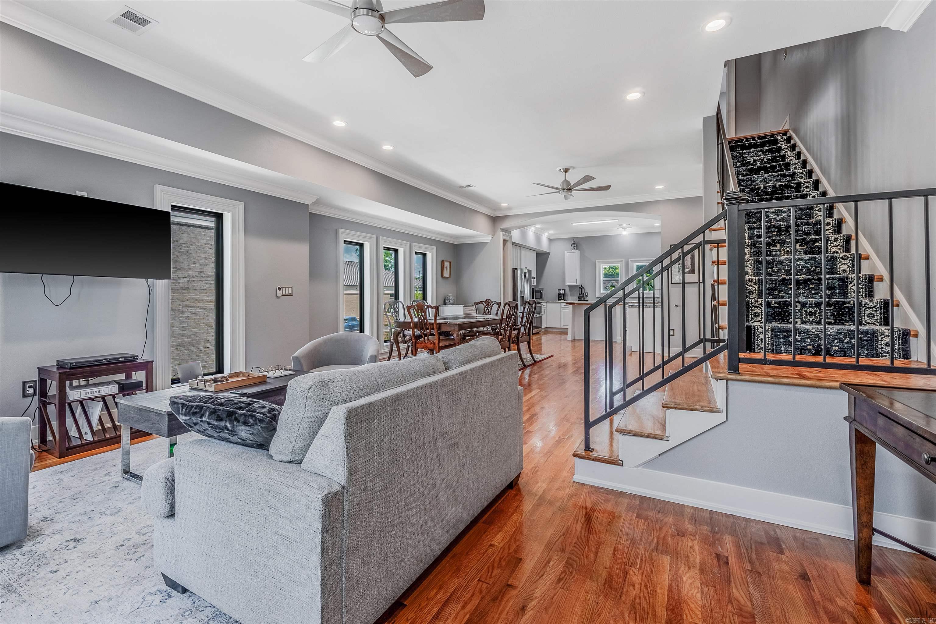 Weldon E Wrights - Residential