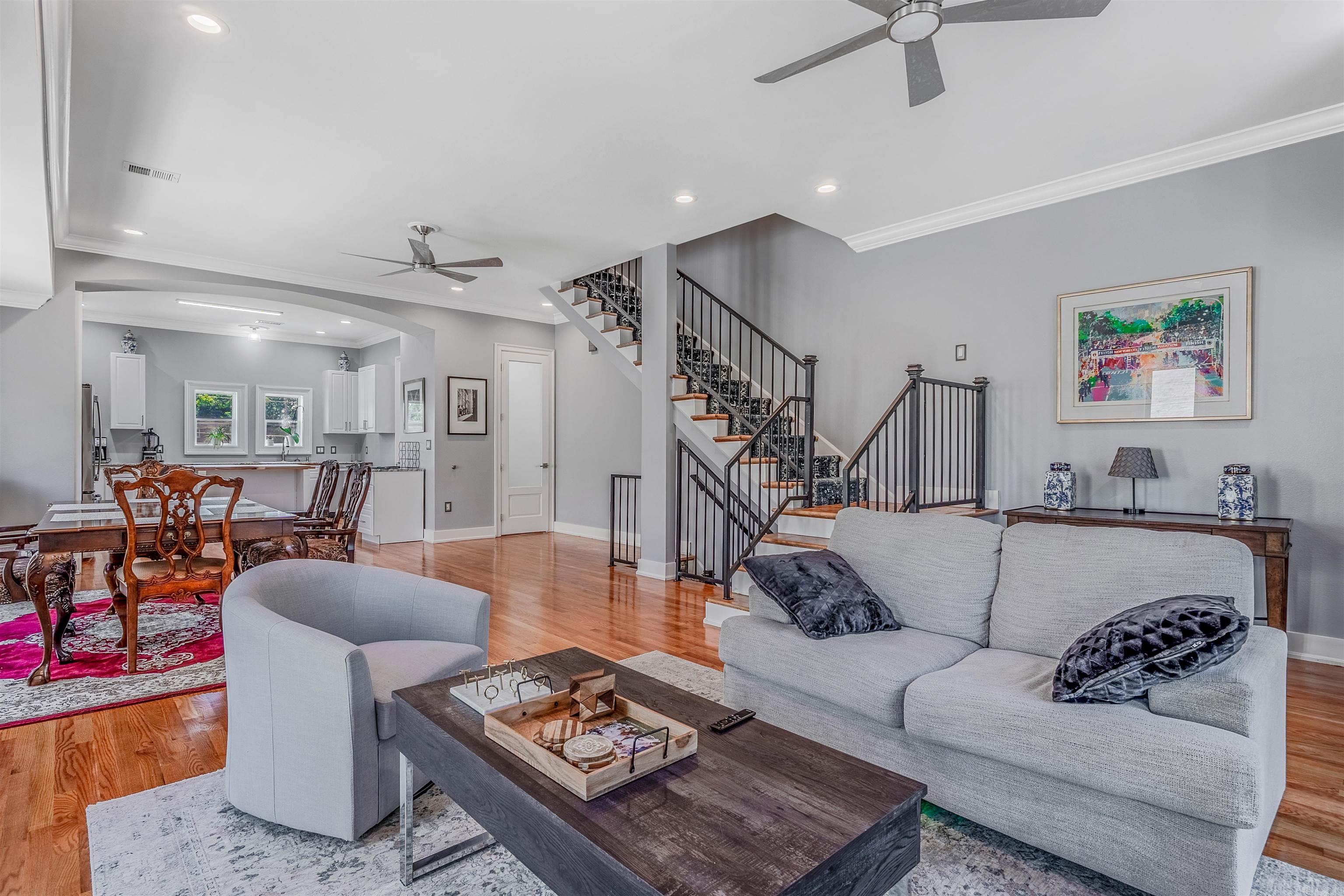 Weldon E Wrights - Residential