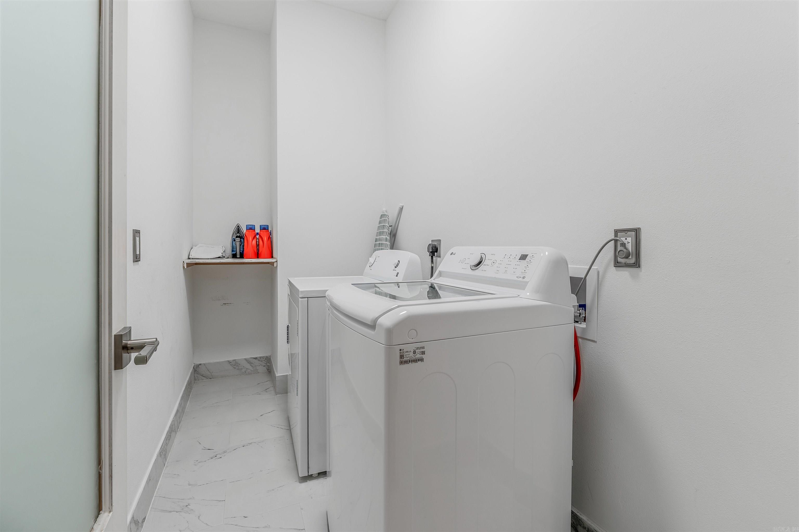 Weldon E Wrights - Residential