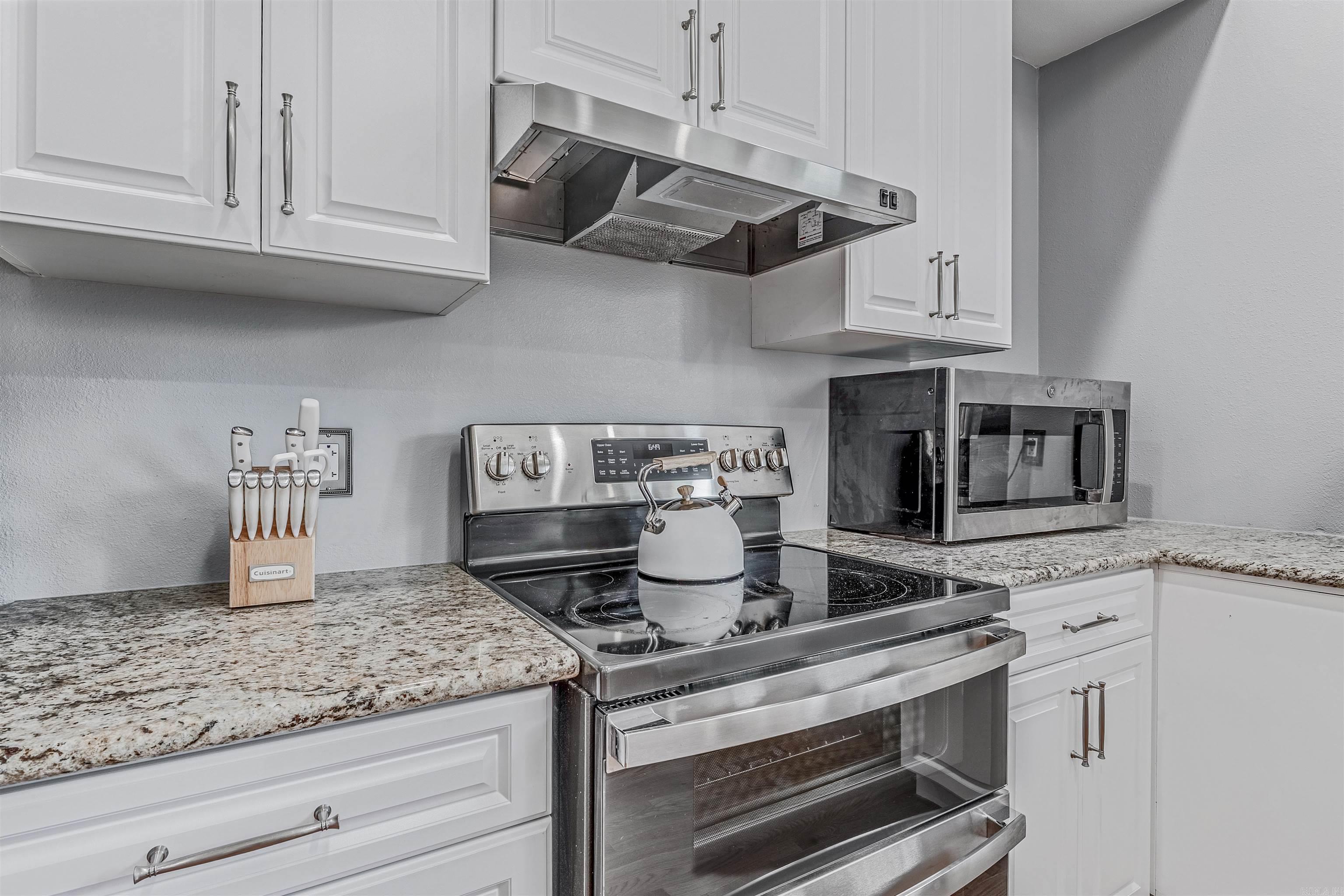 Weldon E Wrights - Residential