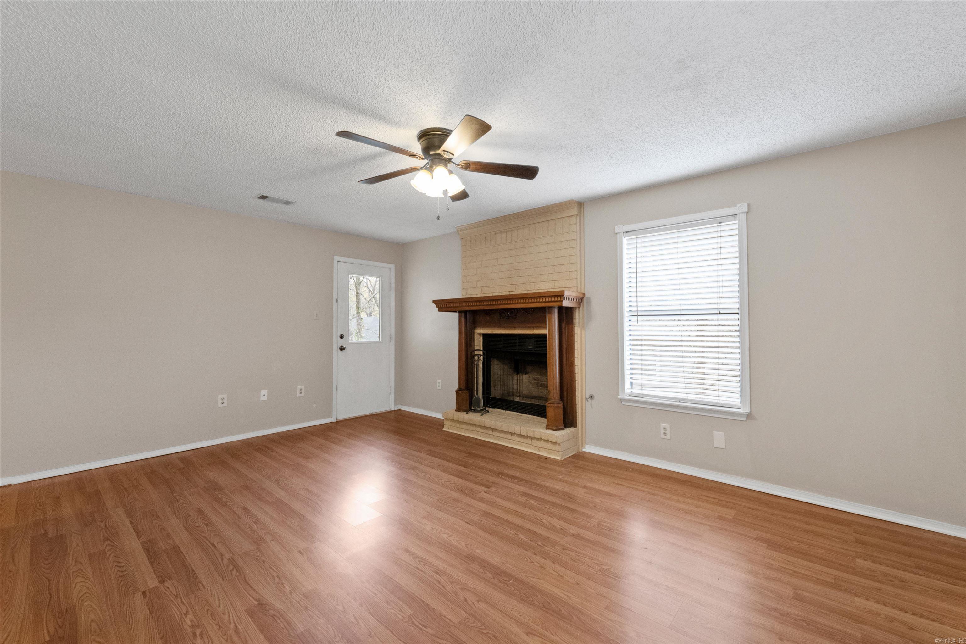 ROLLING OAKS - Residential