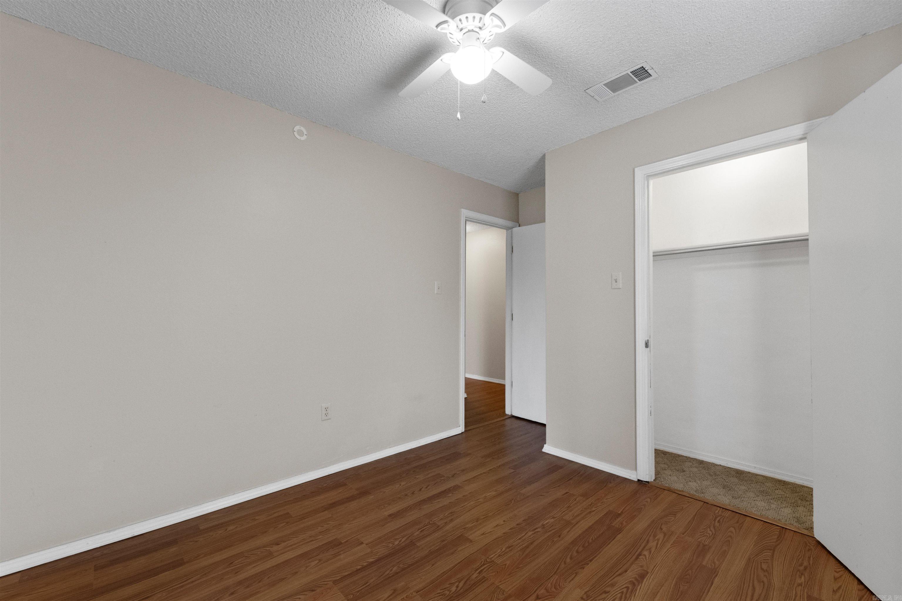 ROLLING OAKS - Residential