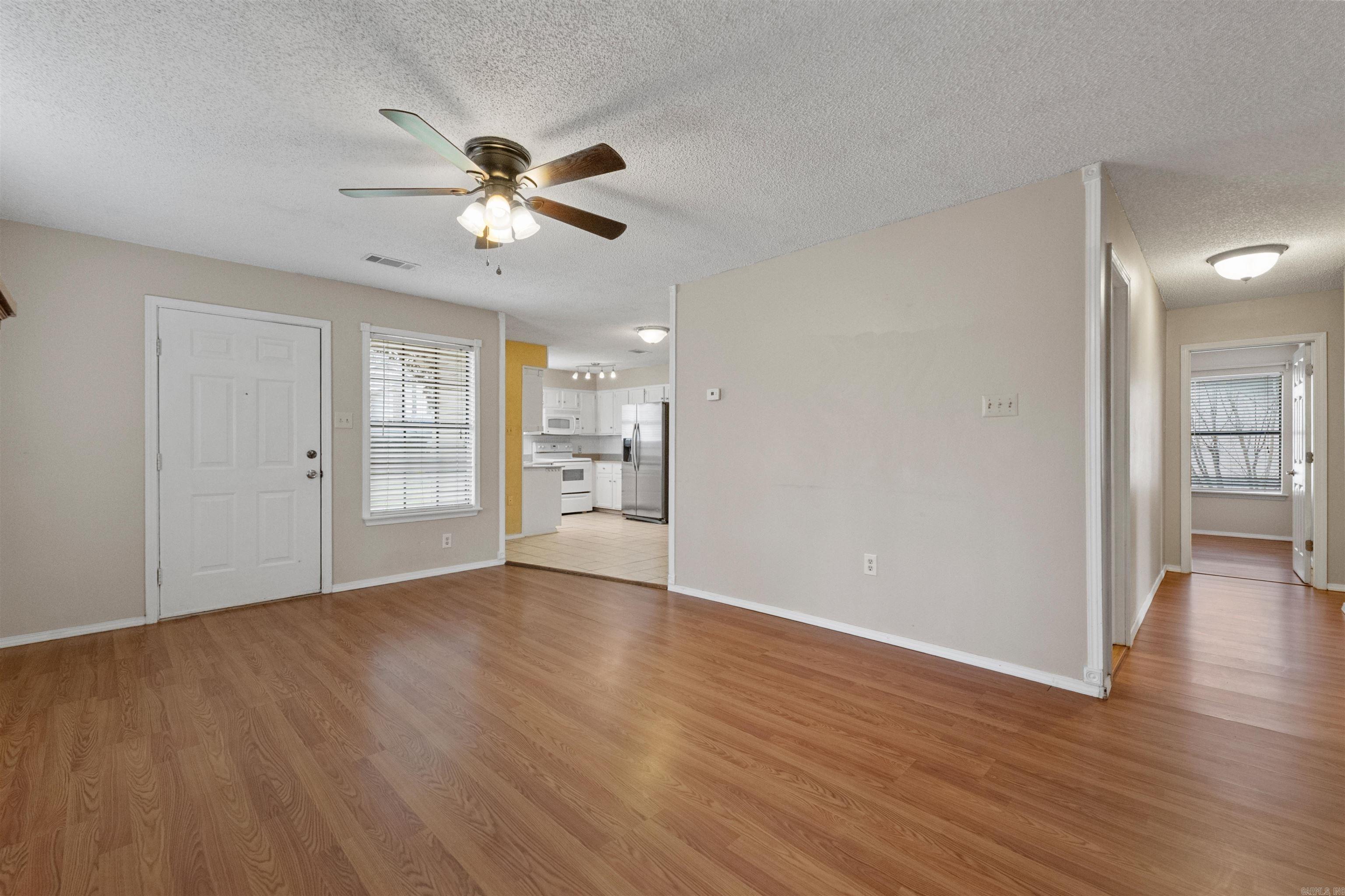 ROLLING OAKS - Residential