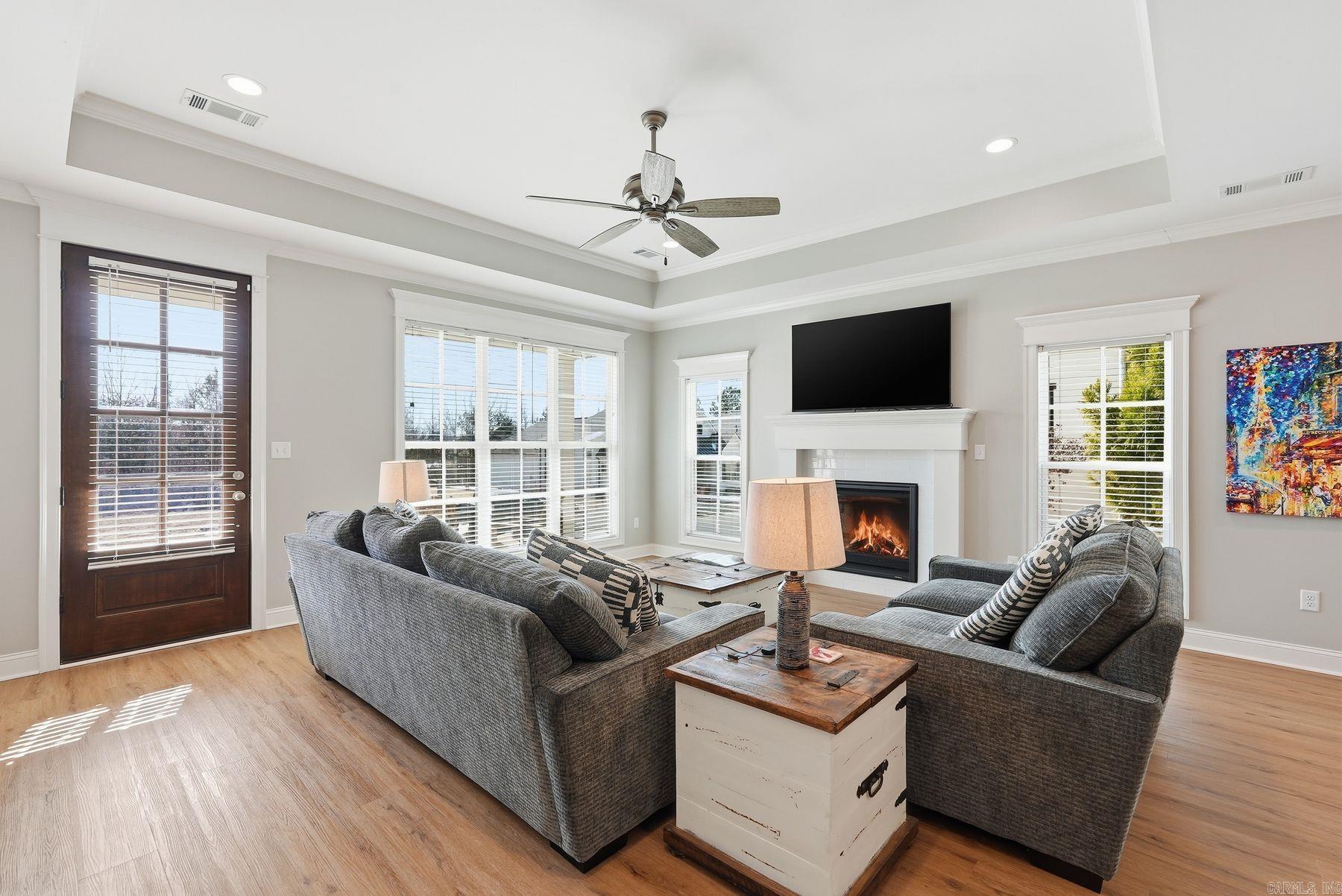 EDGEWOOD PARK - Residential